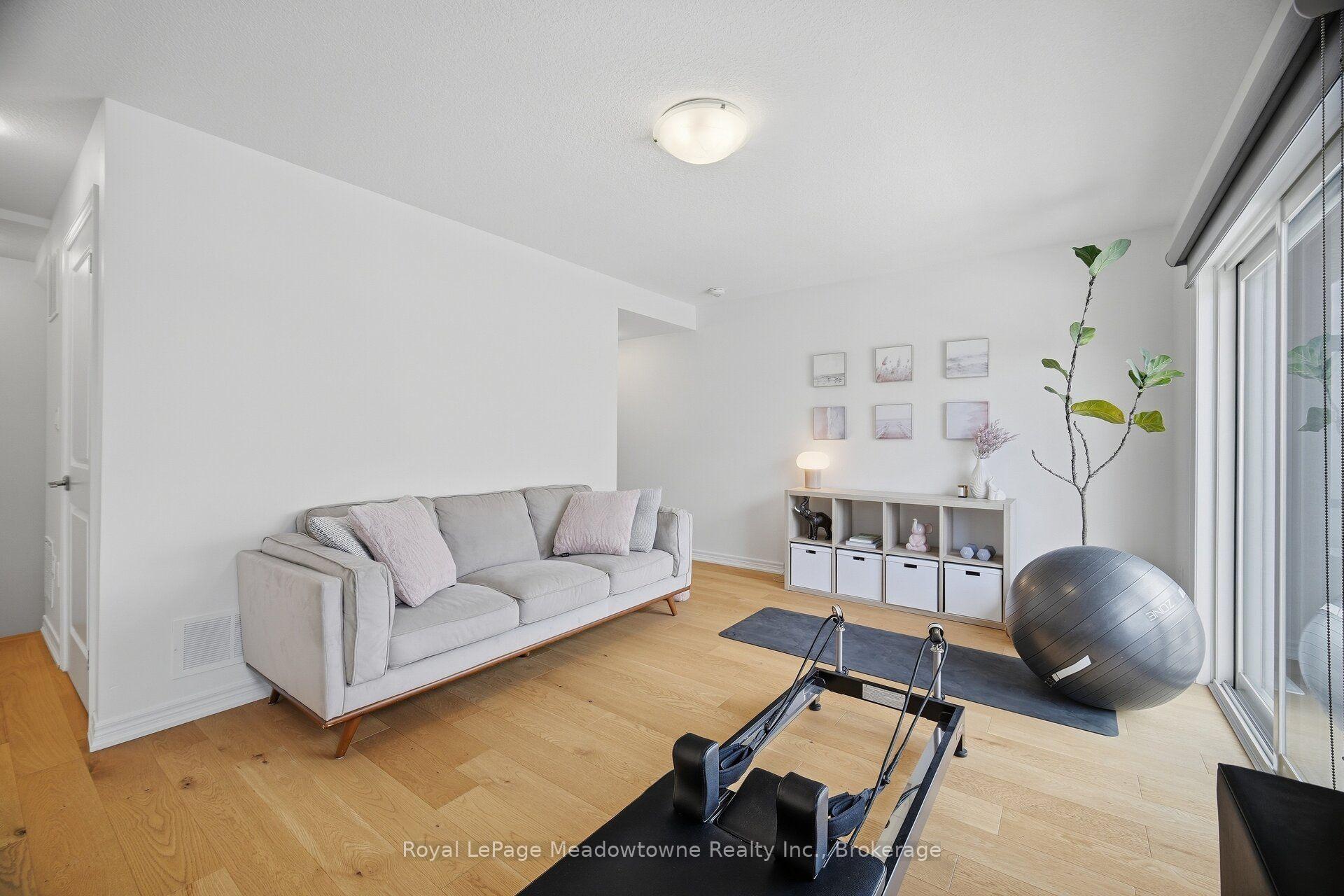 Photo 23 of Unit 55, 445 Ontario Street S, Milton, Timberlea — HOMEH