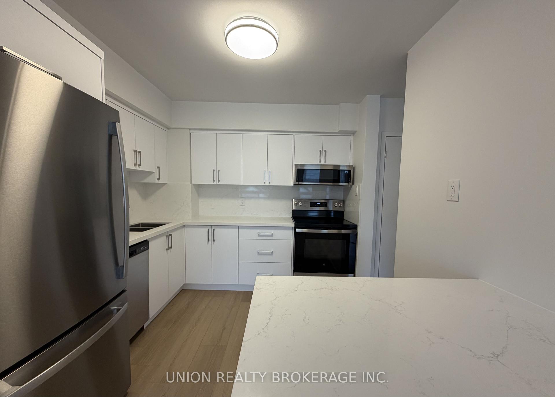Photo 2 of Unit Unit 1, 930A Pape Avenue, Toronto, Broadview North — HOMEH