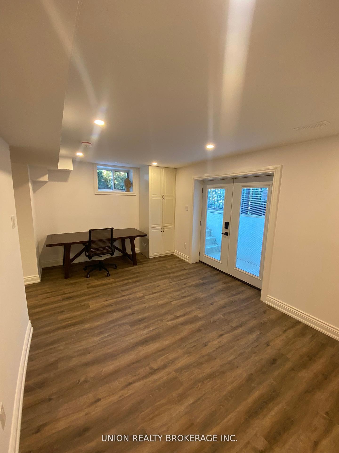 Photo 13 of 42 North Drive, Scarborough, Birchcliffe-Cliffside — HOMEH