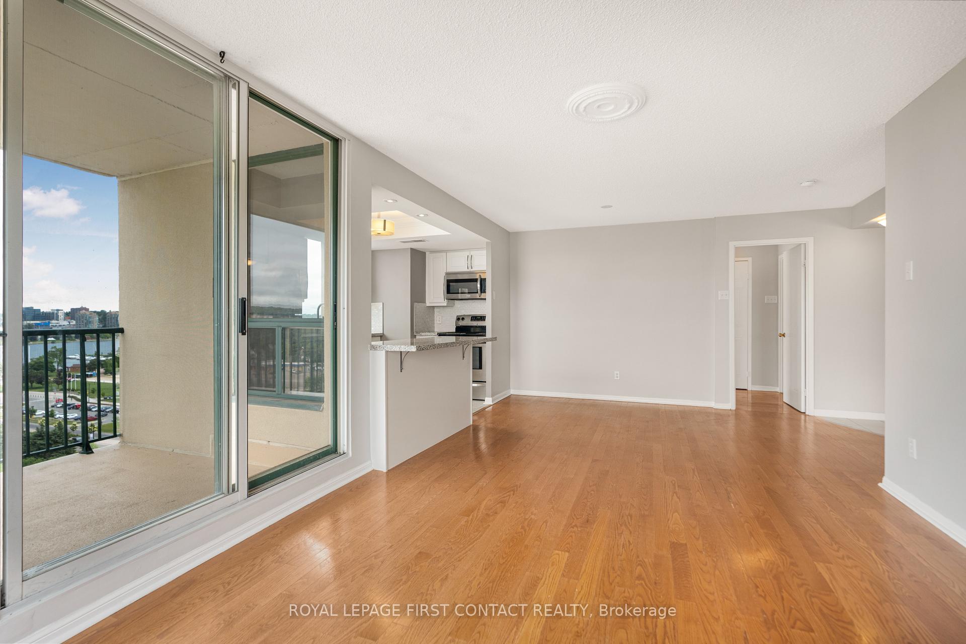 Photo 12 of Unit 1504, 75 Ellen Street, Barrie, City Centre — HOMEH