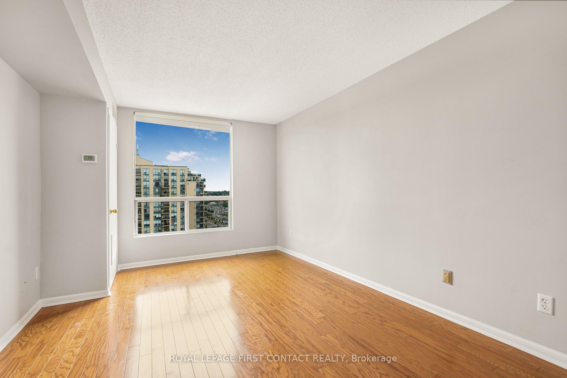 Photo 15 of Unit 1504, 75 Ellen Street, Barrie, City Centre — HOMEH