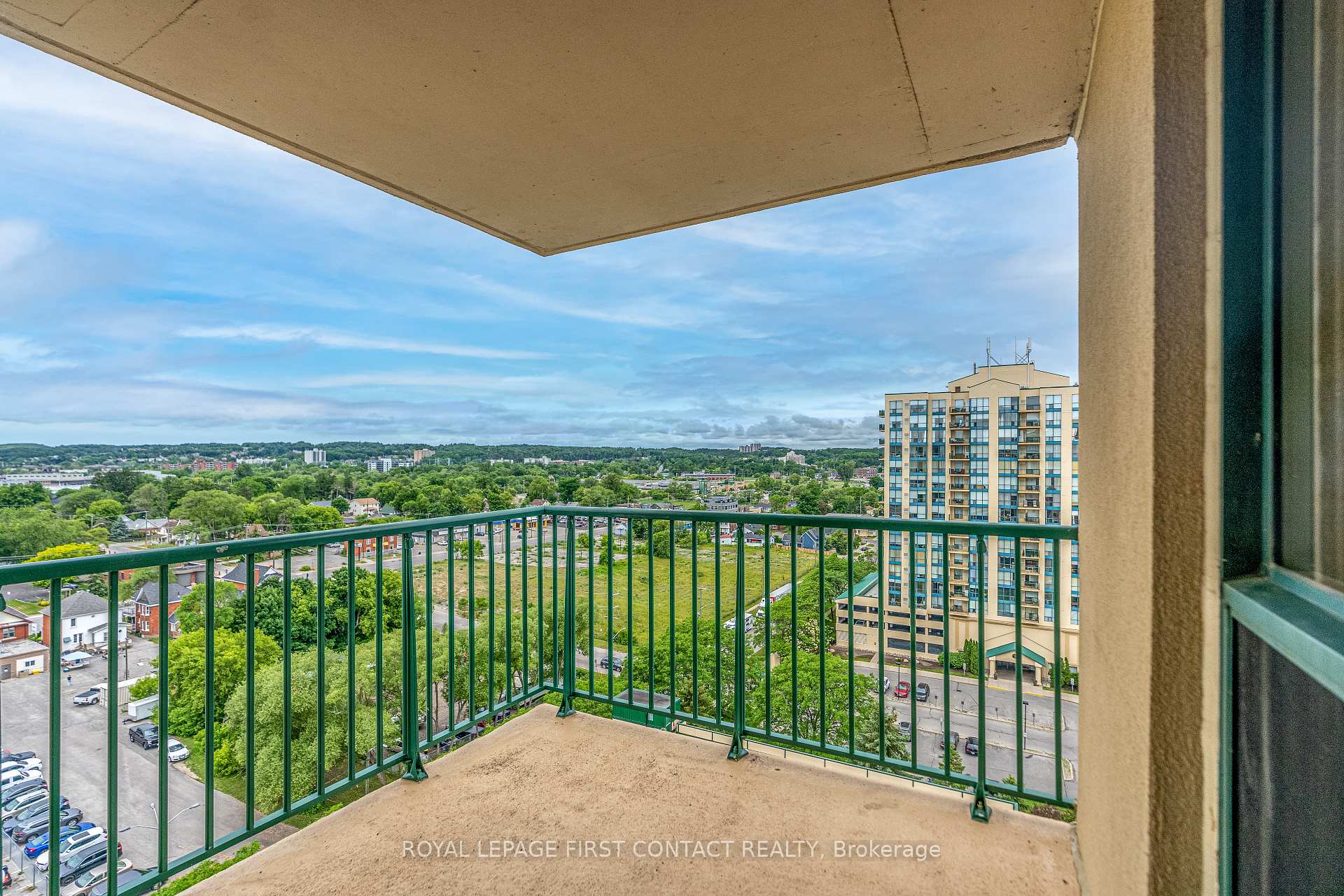 Photo 17 of Unit 1504, 75 Ellen Street, Barrie, City Centre — HOMEH