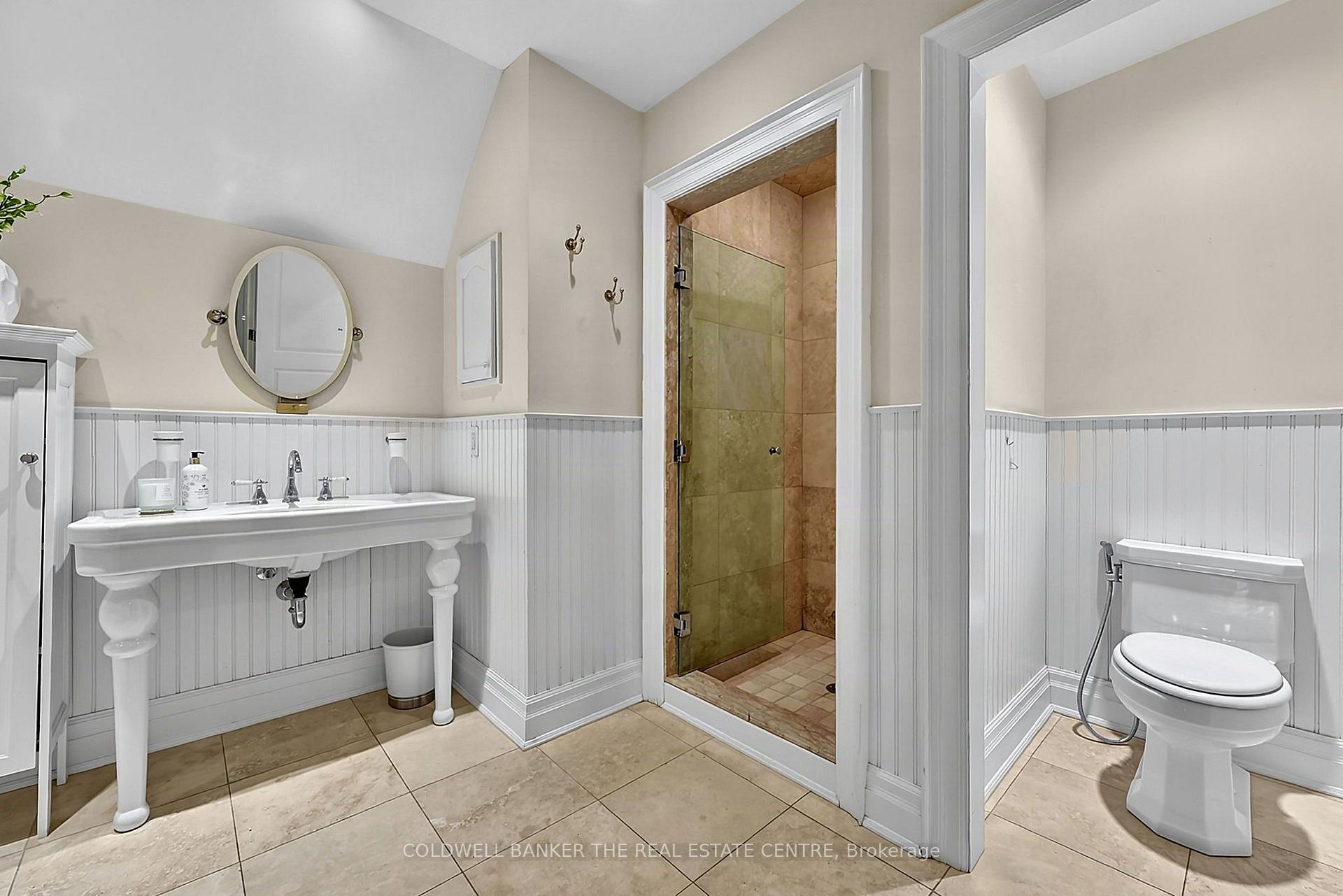 Photo 32 of 296 Eagle Street, Newmarket, Central Newmarket — HOMEH