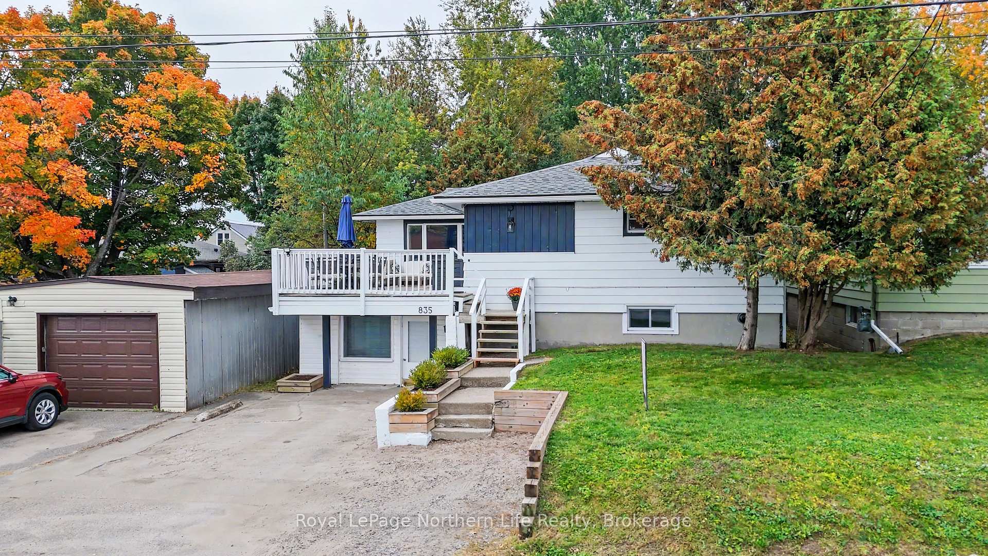 Photo 2 of 835 Lorne Avenue, North Bay, Central — HOMEH