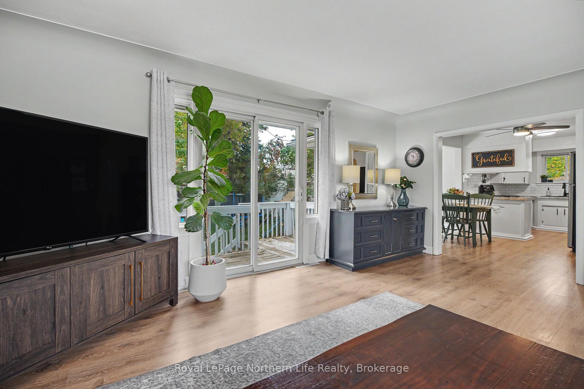 Photo 6 of 835 Lorne Avenue, North Bay, Central — HOMEH