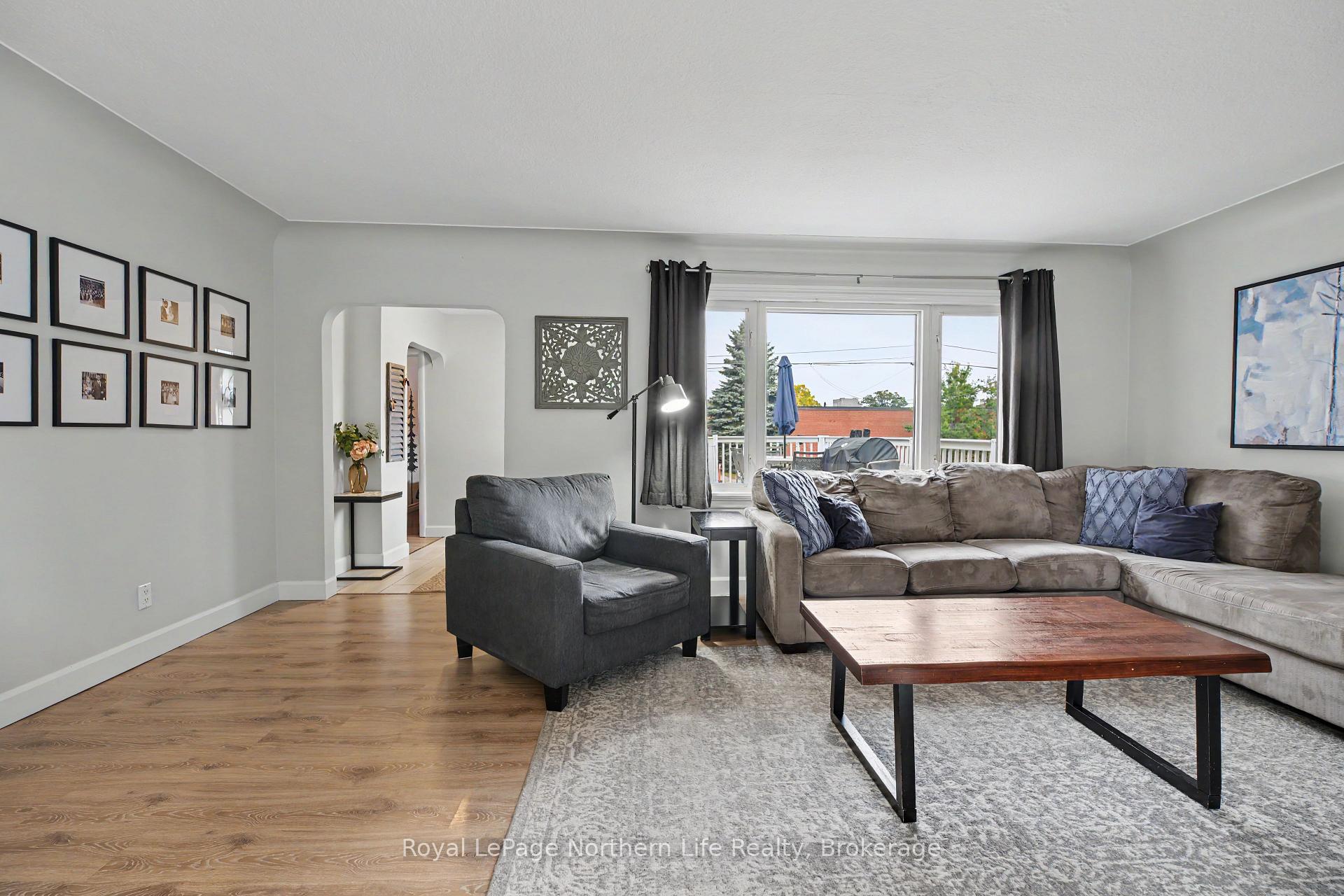 Photo 8 of 835 Lorne Avenue, North Bay, Central — HOMEH