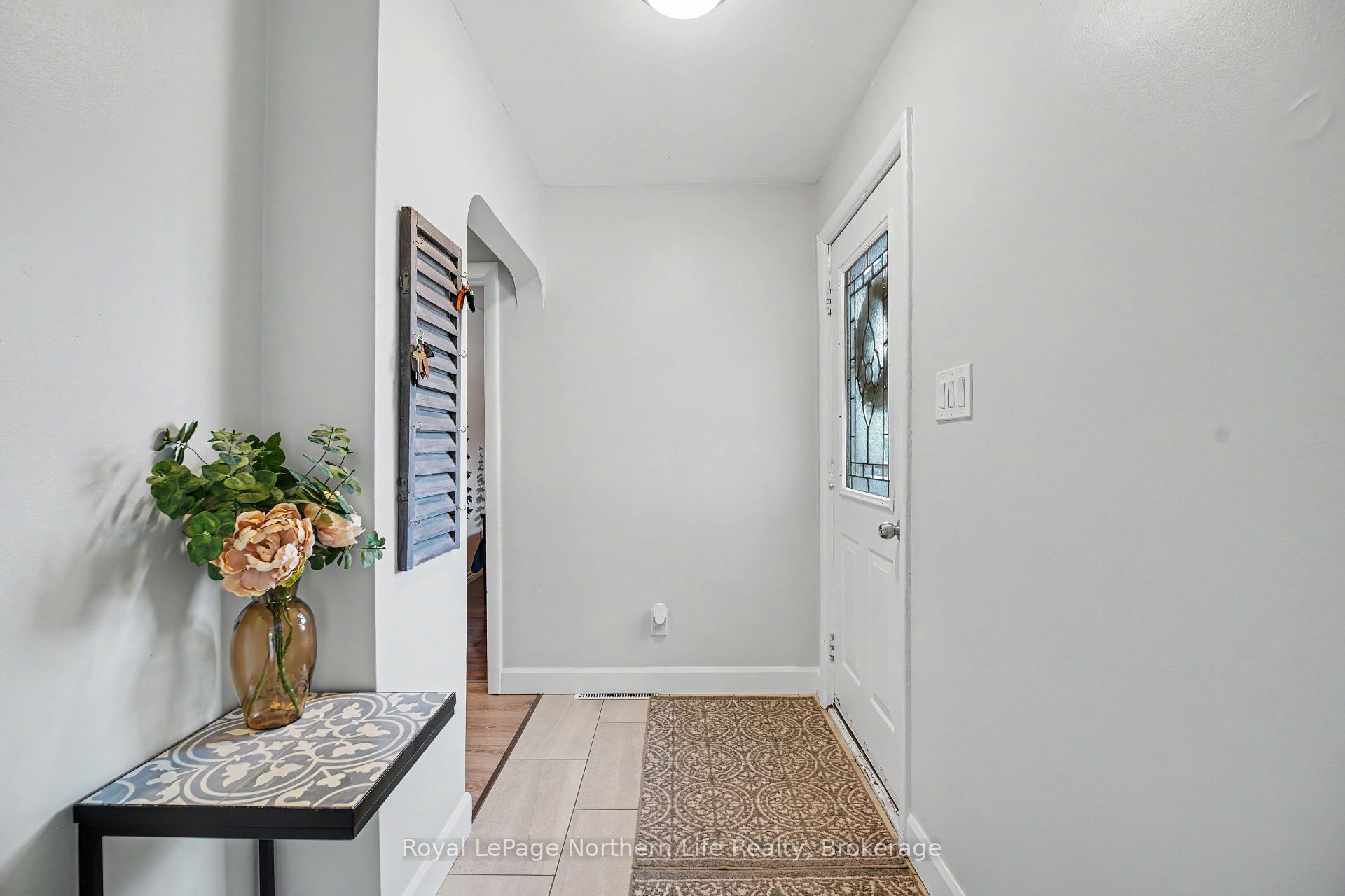 Photo 23 of 835 Lorne Avenue, North Bay, Central — HOMEH
