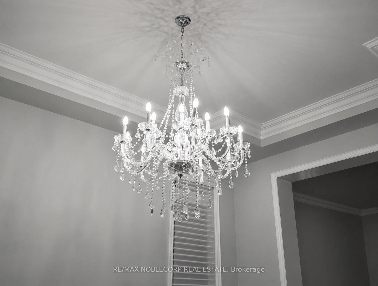 Photo 12 of 48 Nave Street, Vaughan, Kleinburg — HOMEH