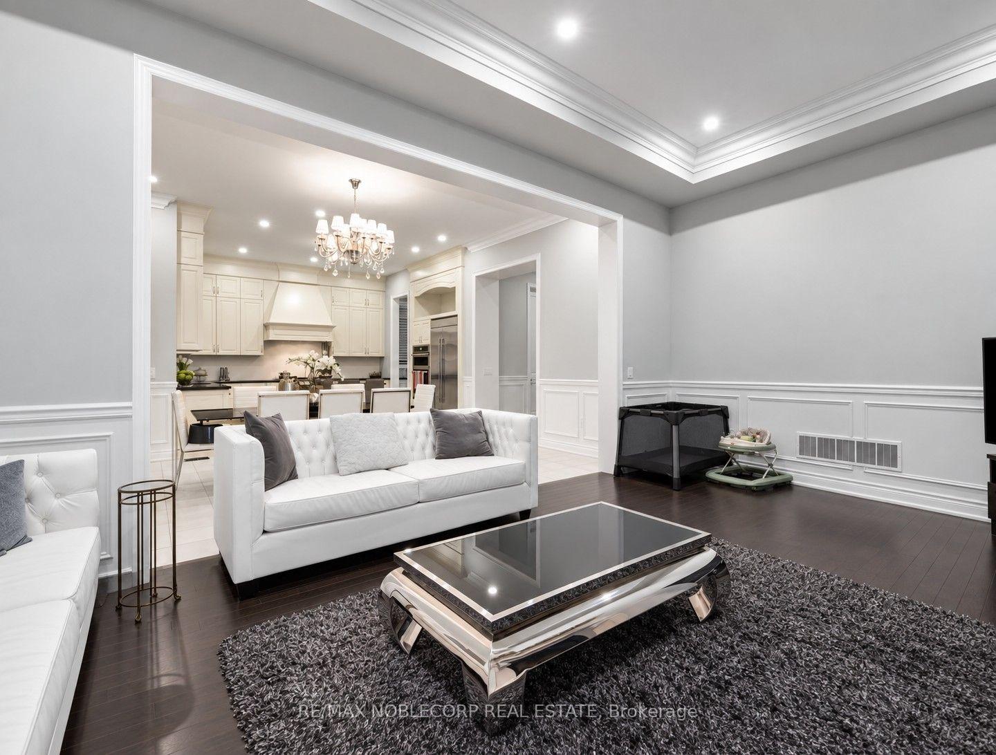 Photo 15 of 48 Nave Street, Vaughan, Kleinburg — HOMEH