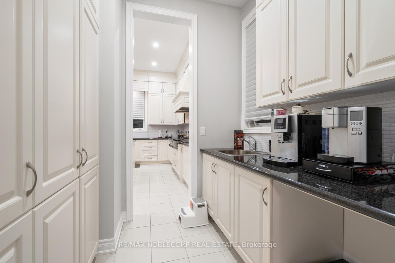 Photo 20 of 48 Nave Street, Vaughan, Kleinburg — HOMEH