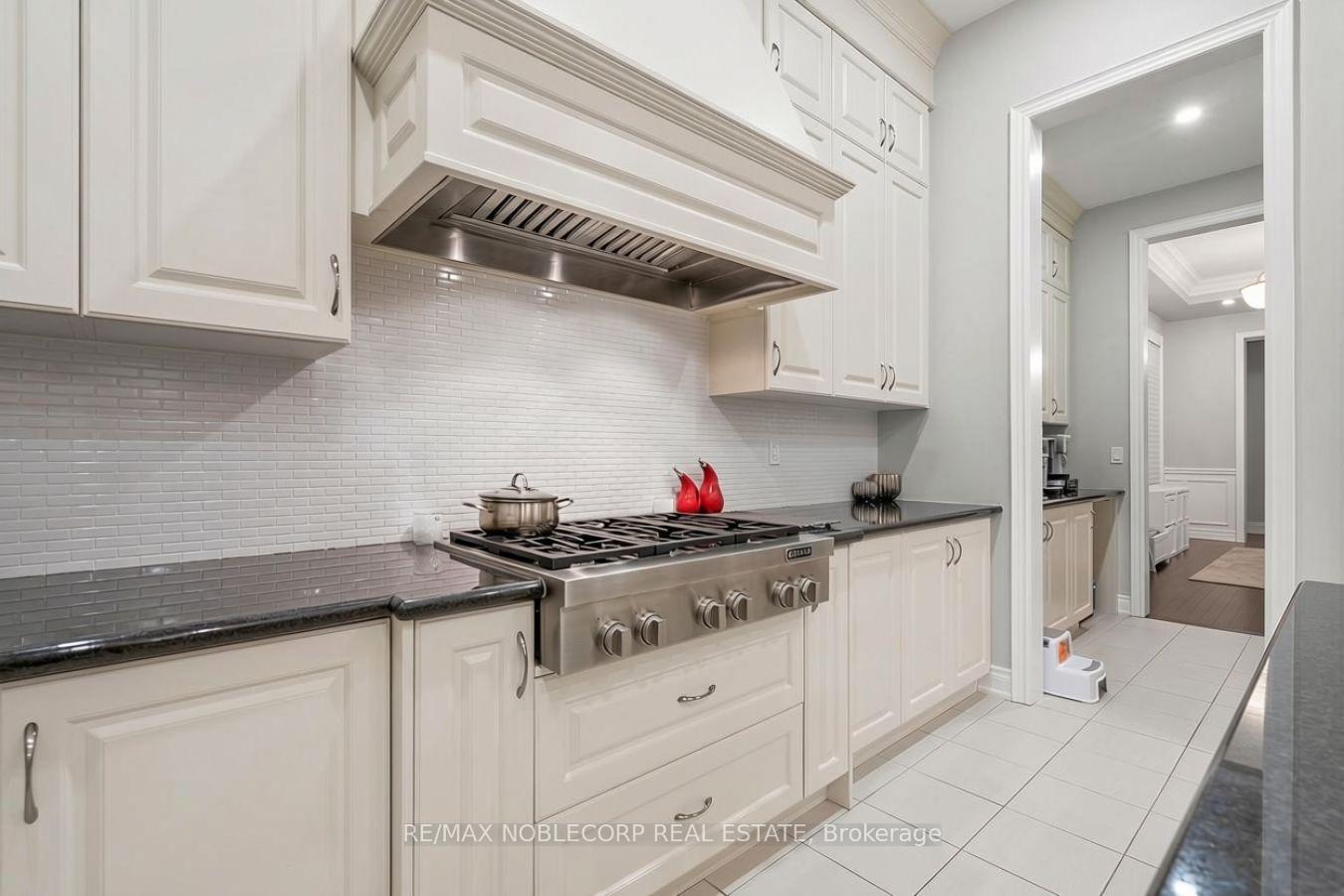 Photo 21 of 48 Nave Street, Vaughan, Kleinburg — HOMEH