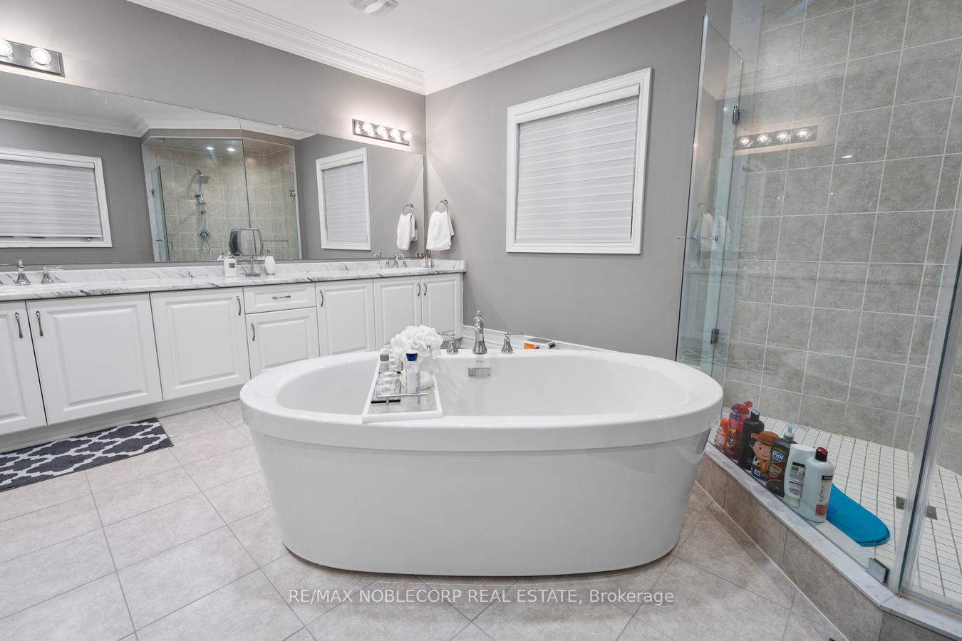 Photo 29 of 48 Nave Street, Vaughan, Kleinburg — HOMEH