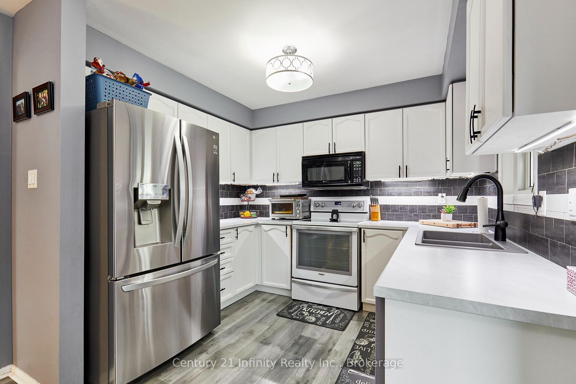Photo 13 of 258 Swindells Street, Clarington, Bowmanville — HOMEH