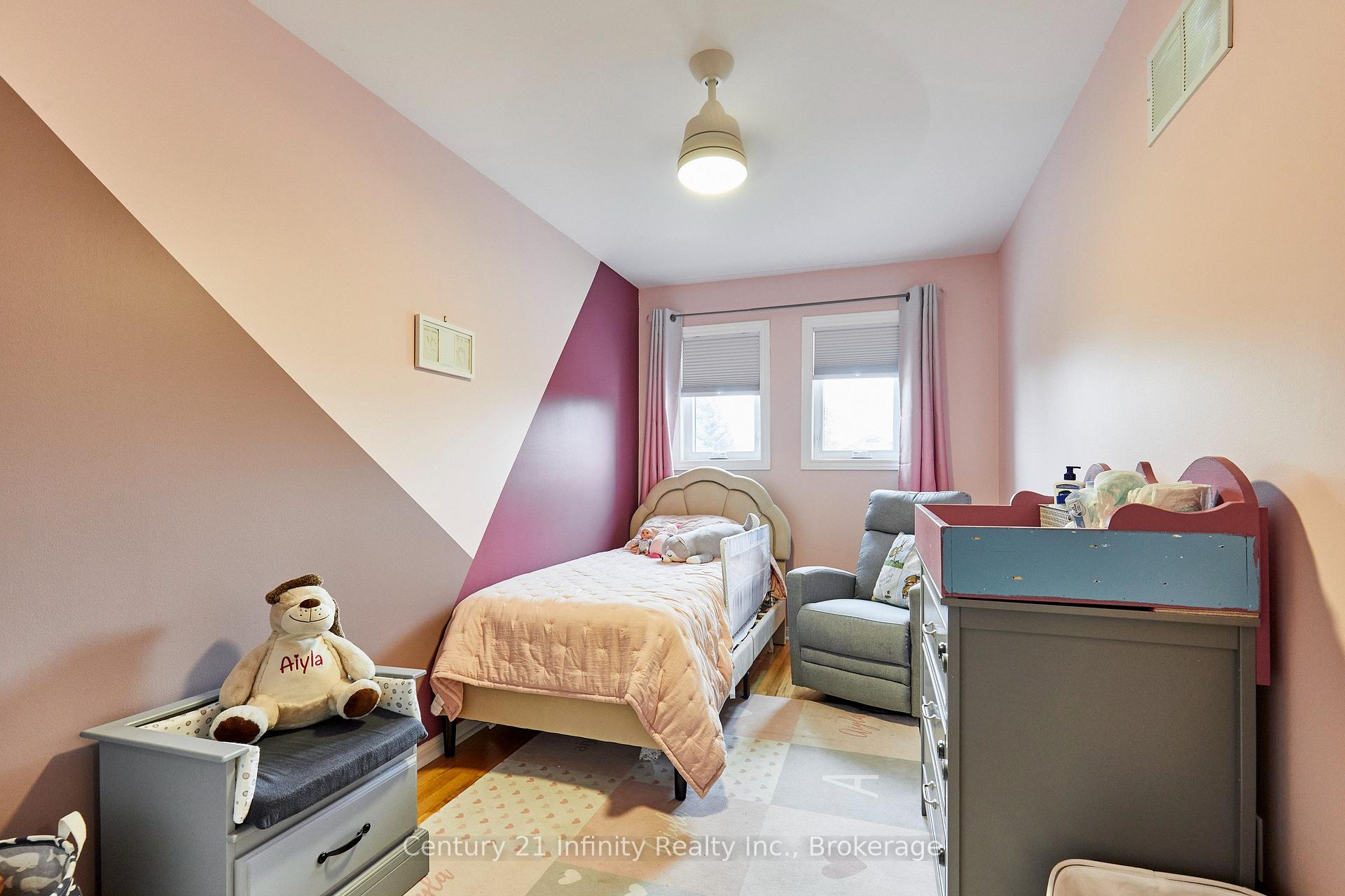 Photo 23 of 258 Swindells Street, Clarington, Bowmanville — HOMEH