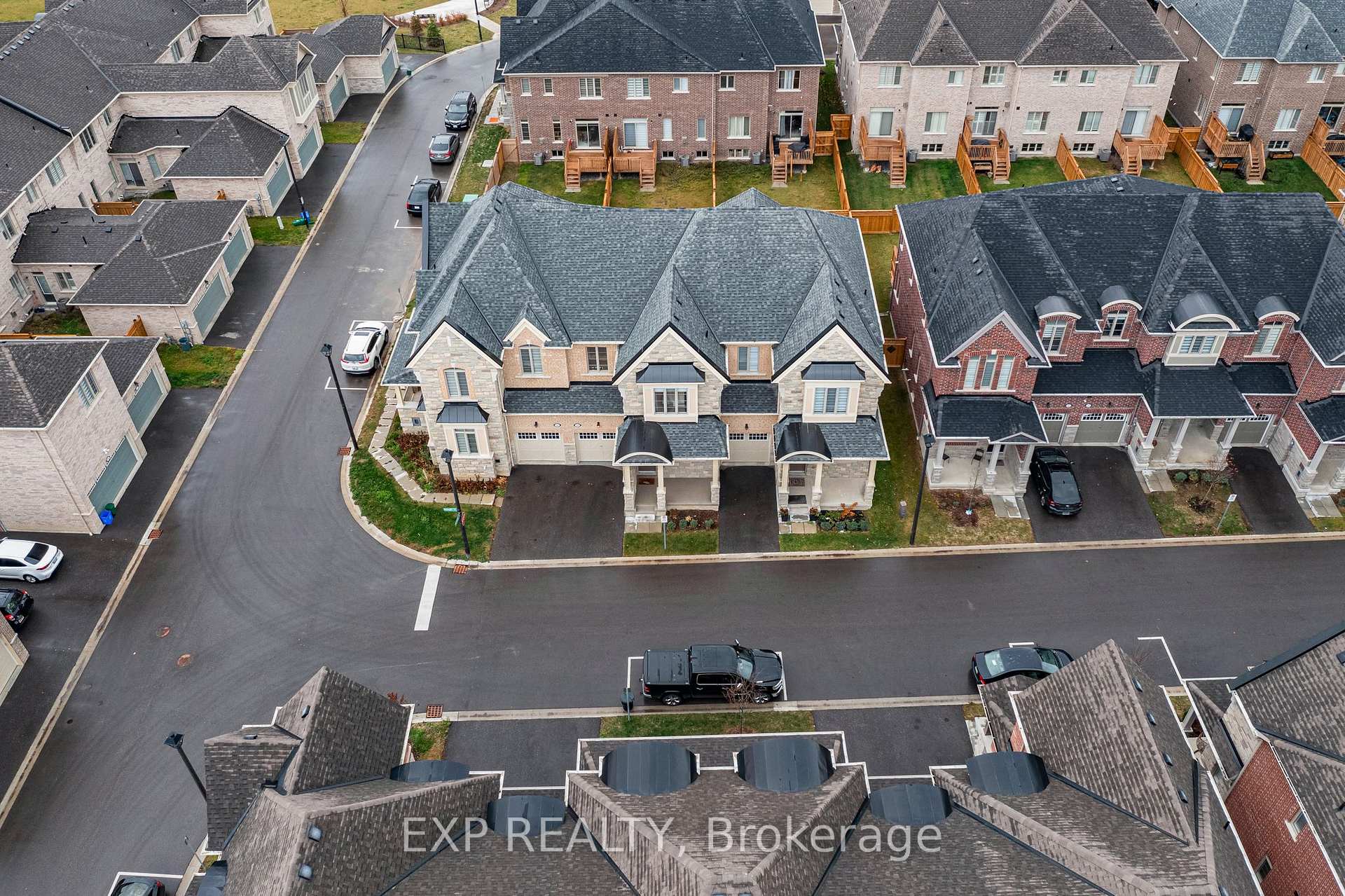 Photo 46 of 18 Hough Lane, Ajax, Northwest Ajax — HOMEH