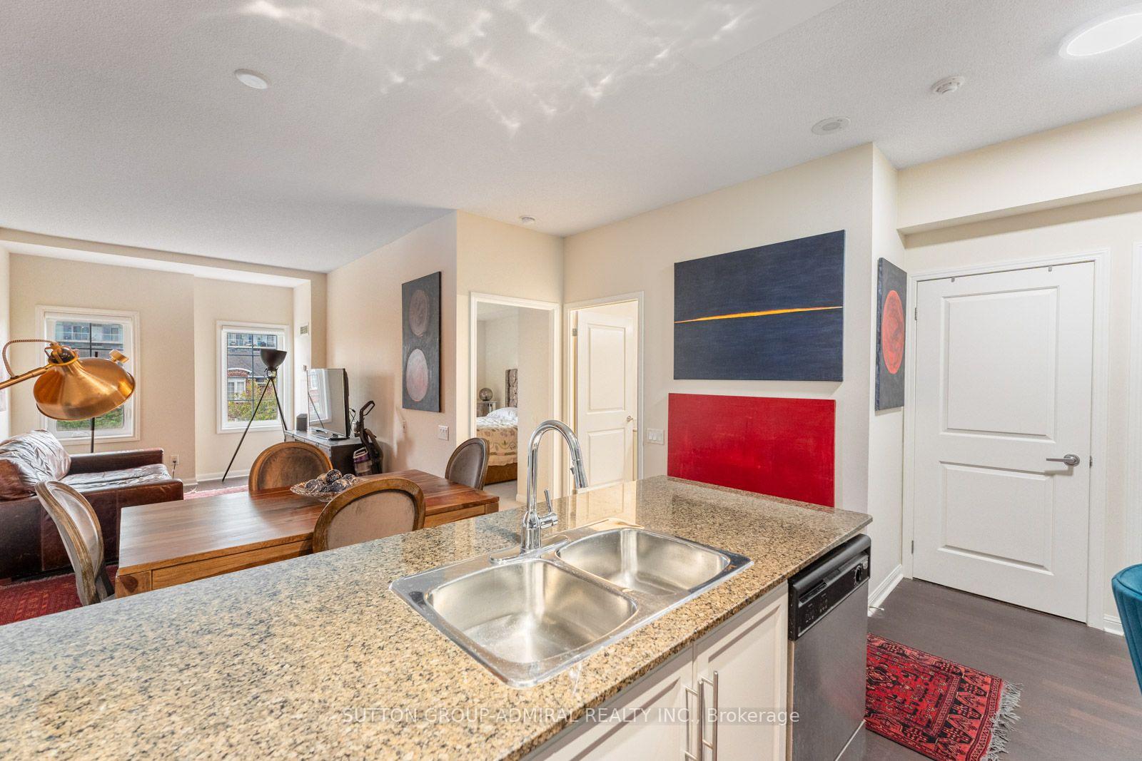 Photo 5 of Unit 314, 15 Windermere Avenue, Toronto, High Park-Swansea — HOMEH