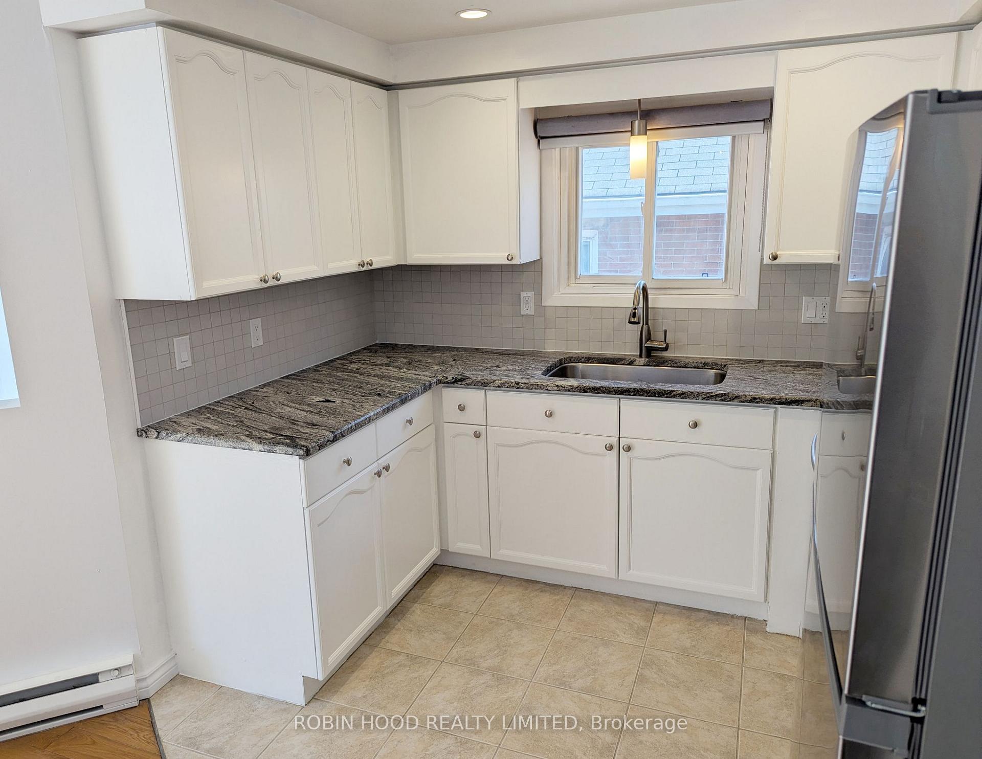 Photo 5 of 75 Stevenson Street N, Guelph, St. George's — HOMEH