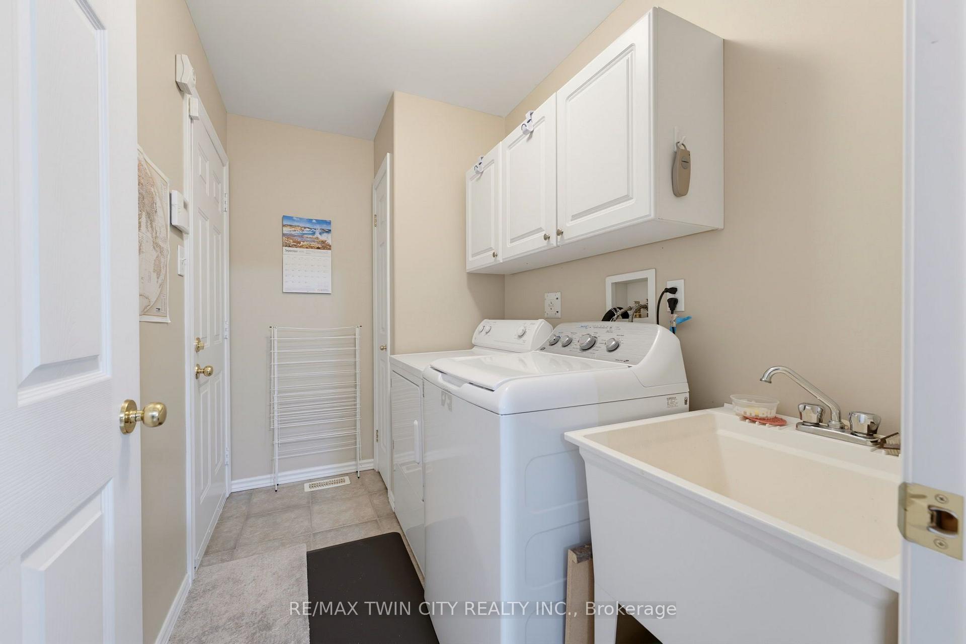 Photo 4 of Unit 9, 73 Morton Avenue W, Brantford, North Park/Wood St. — HOMEH