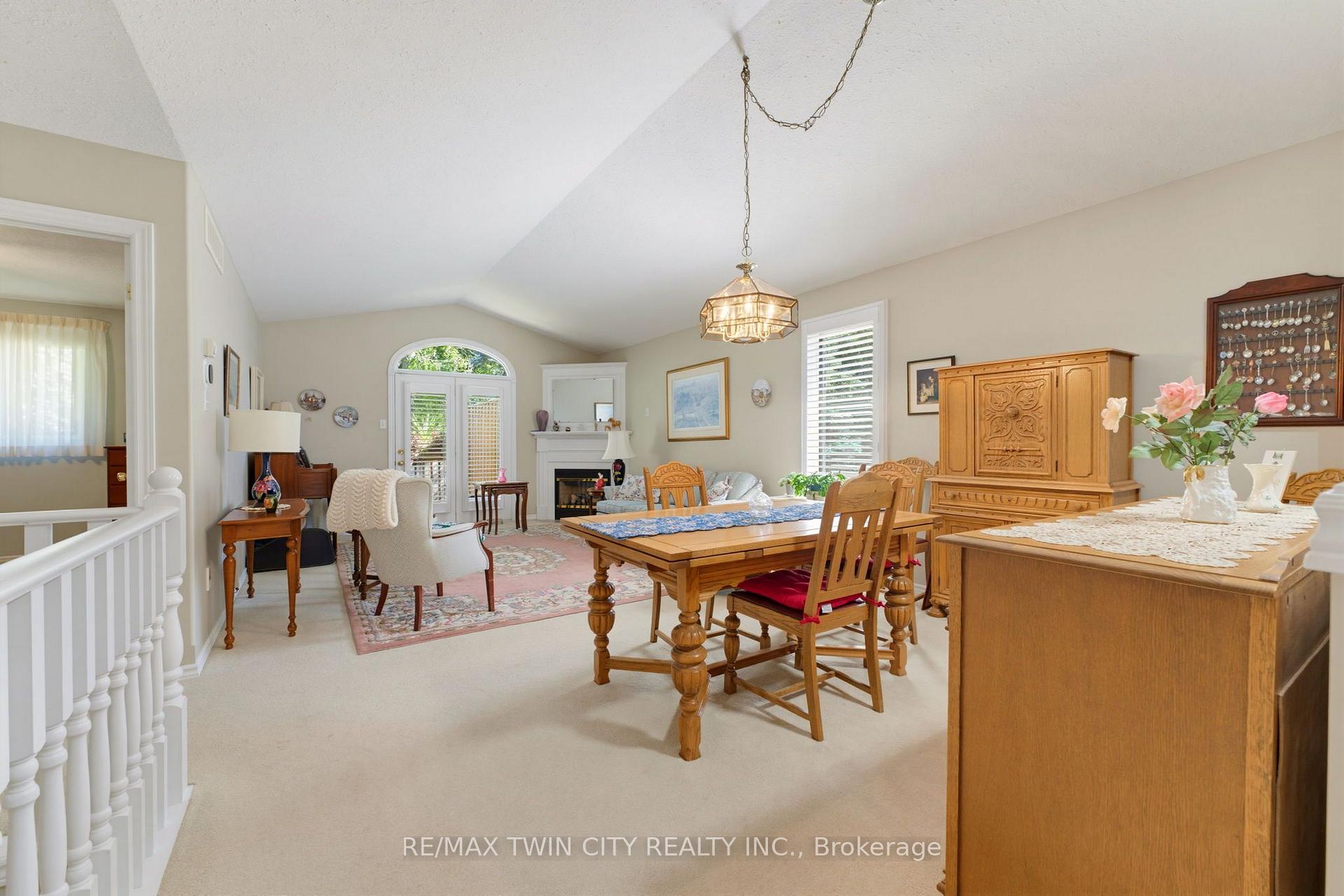 Photo 5 of Unit 9, 73 Morton Avenue W, Brantford, North Park/Wood St. — HOMEH