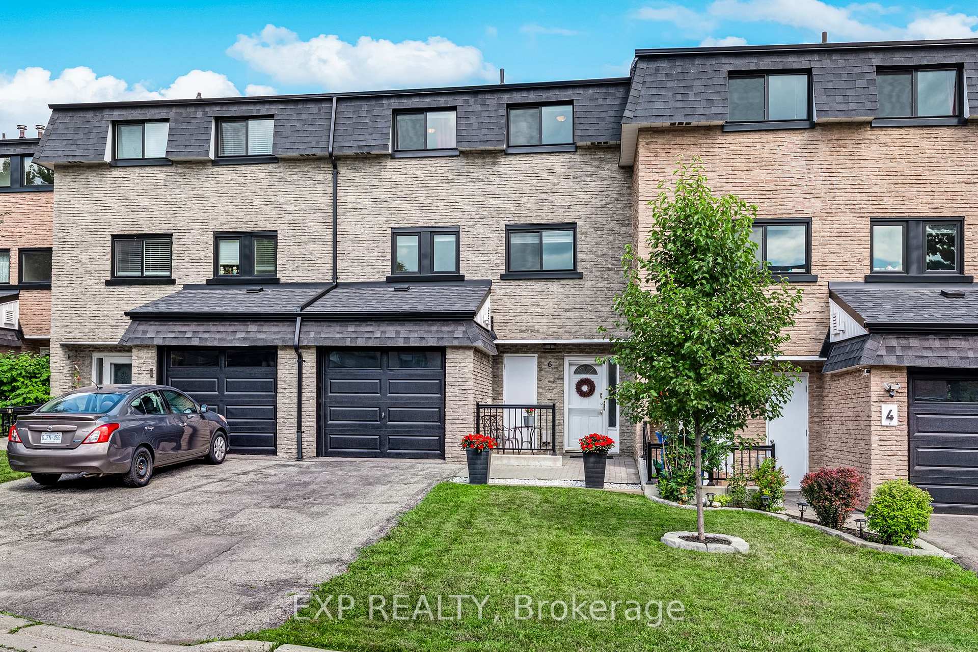 Photo of 6 Poplar Crescent