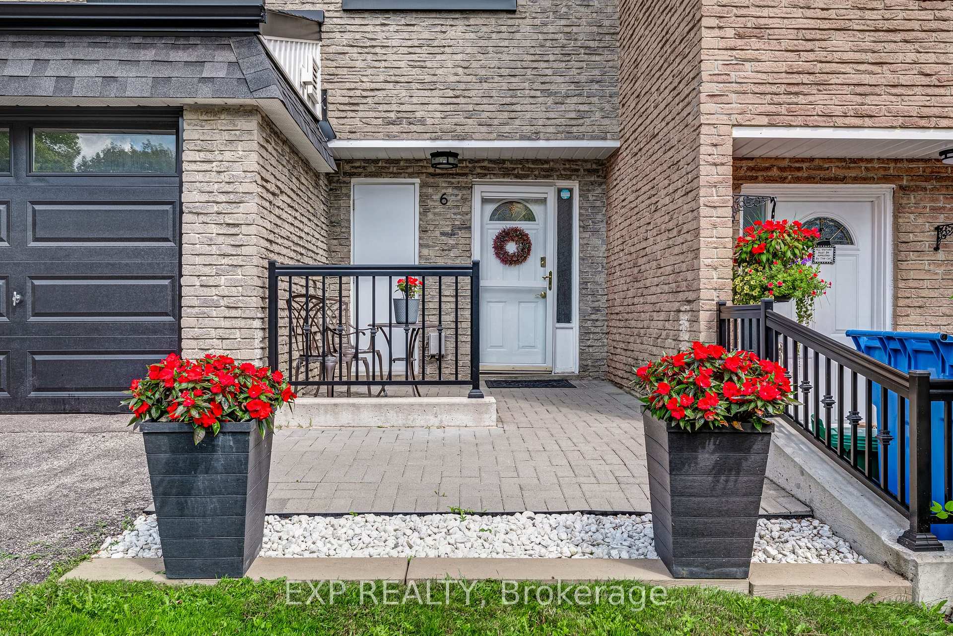 Photo 5 of 6 Poplar Crescent, Aurora, Aurora Highlands — HOMEH