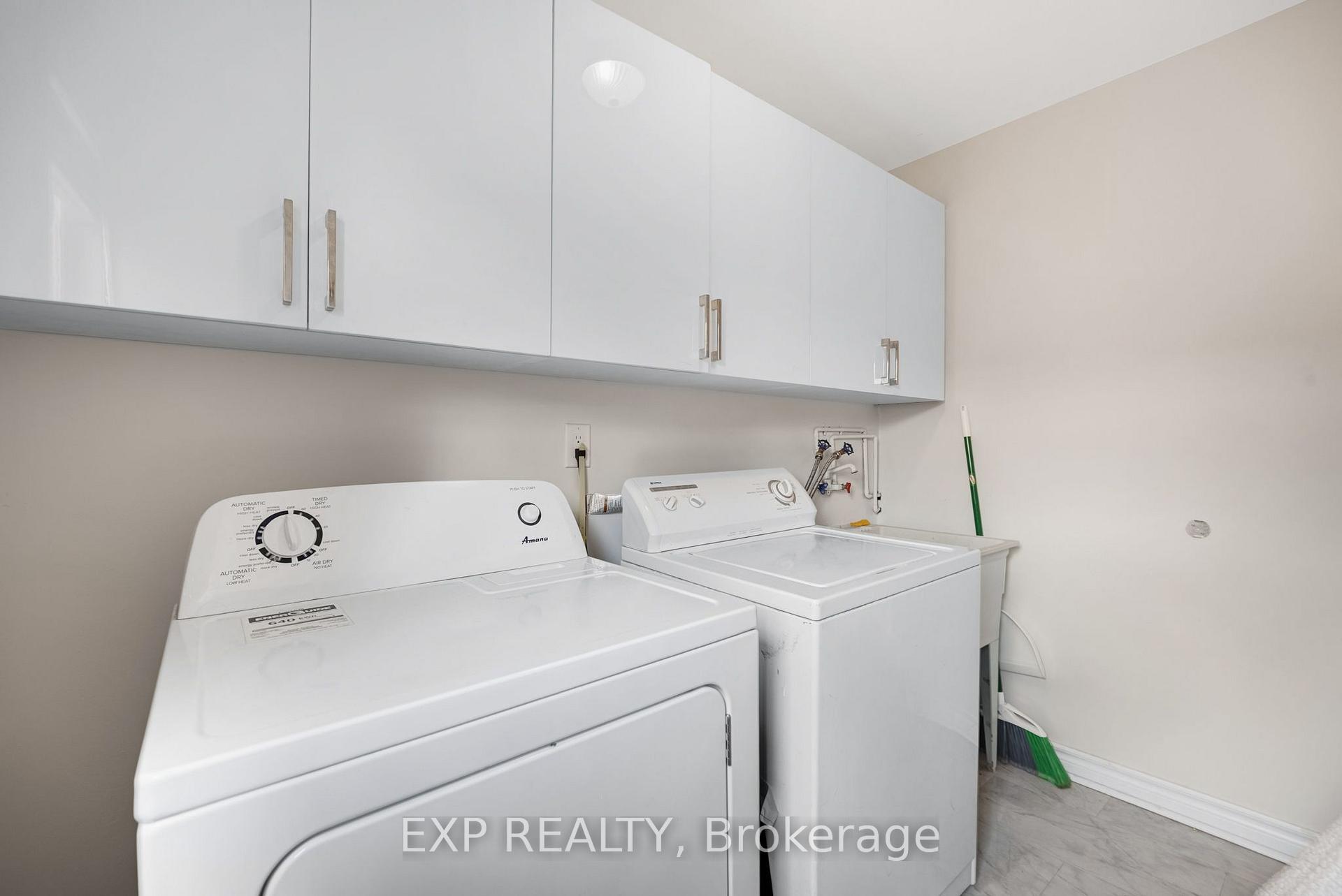 Photo 20 of 6 Poplar Crescent, Aurora, Aurora Highlands — HOMEH