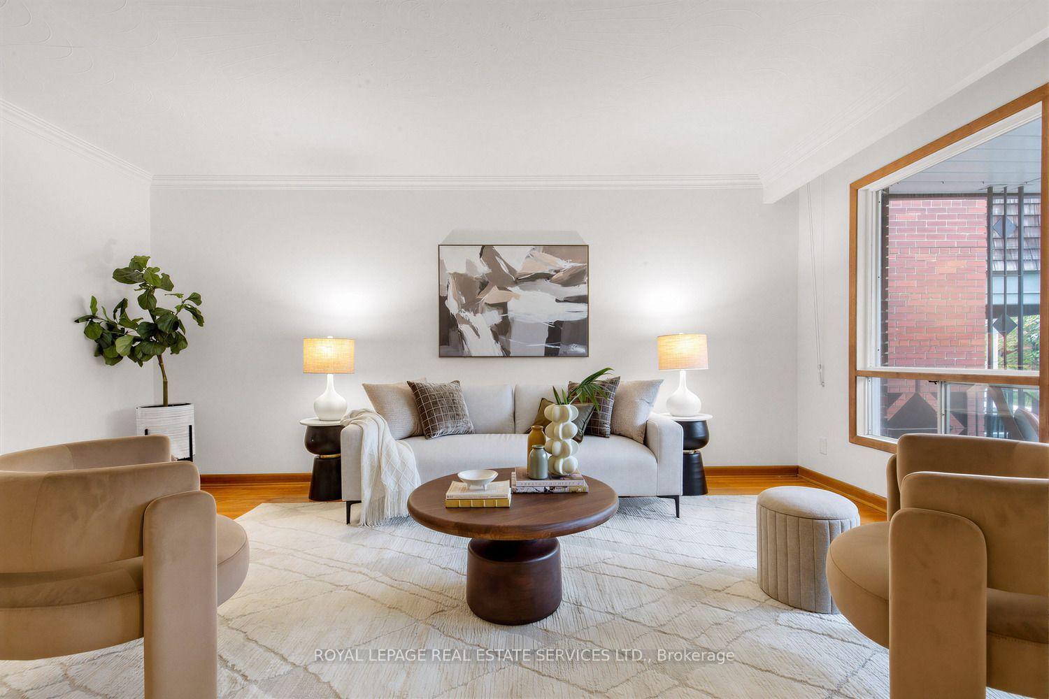 Photo 8 of 39 Albertus Avenue, Toronto, Lawrence Park South — HOMEH