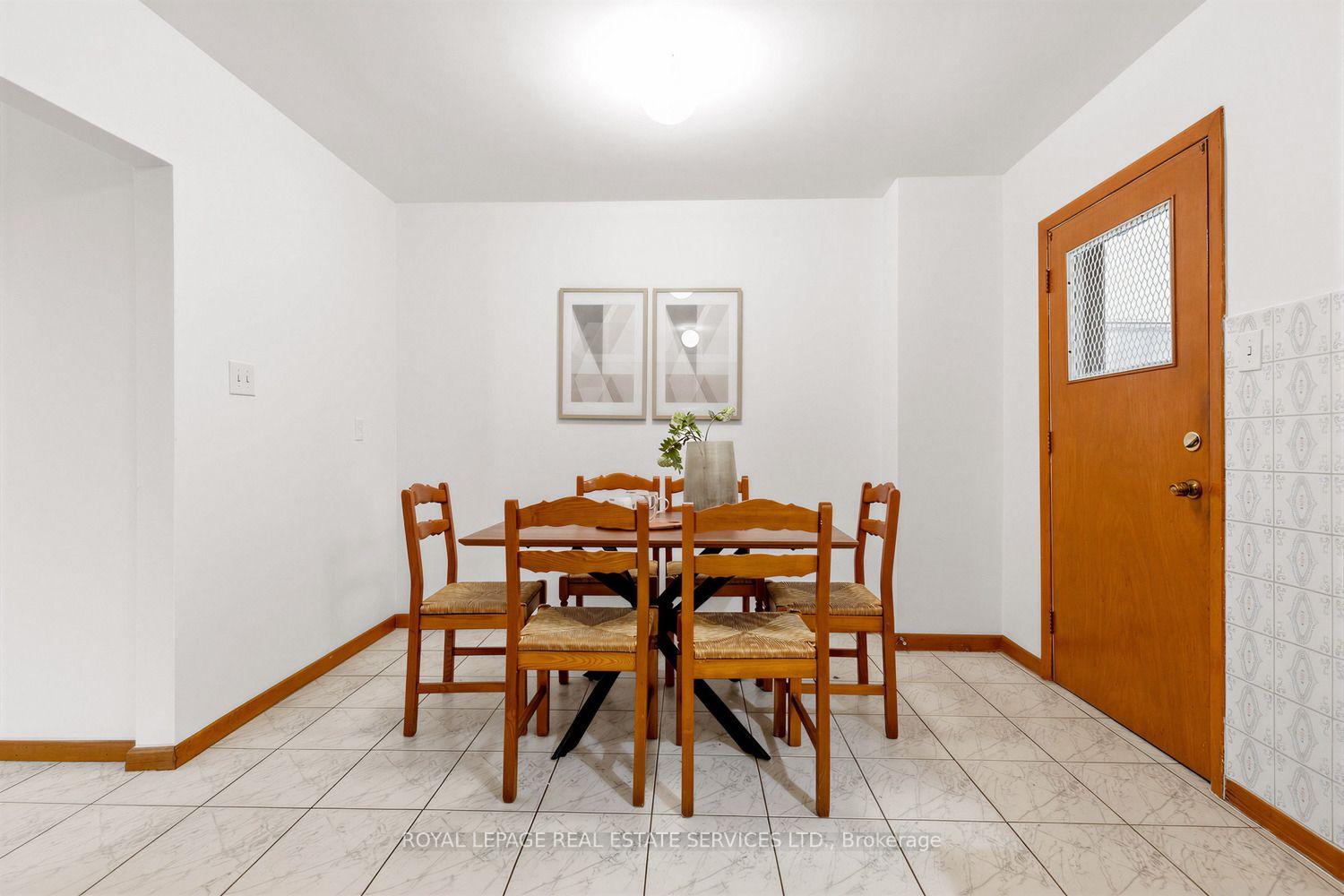 Photo 14 of 39 Albertus Avenue, Toronto, Lawrence Park South — HOMEH