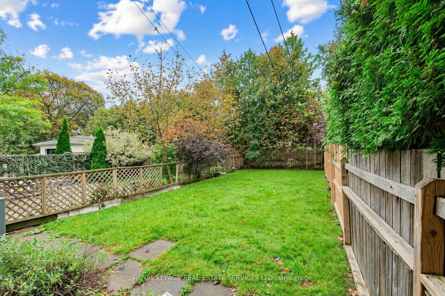 Photo 29 of 39 Albertus Avenue, Toronto, Lawrence Park South — HOMEH