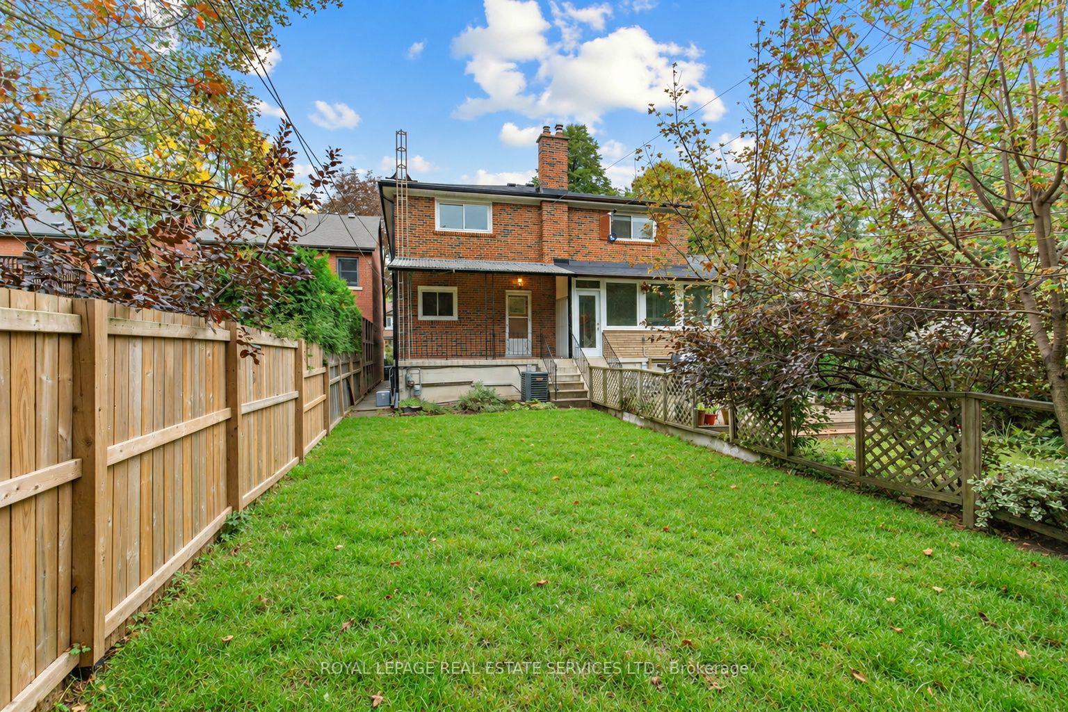Photo 30 of 39 Albertus Avenue, Toronto, Lawrence Park South — HOMEH