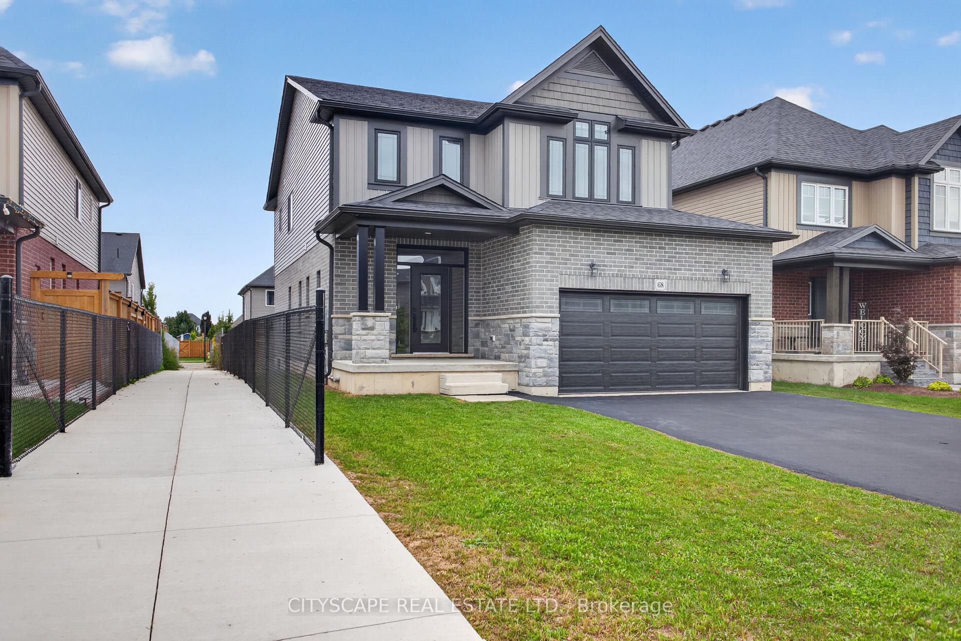 Photo 3 of 68 Davidson Drive W, Stratford — HOMEH