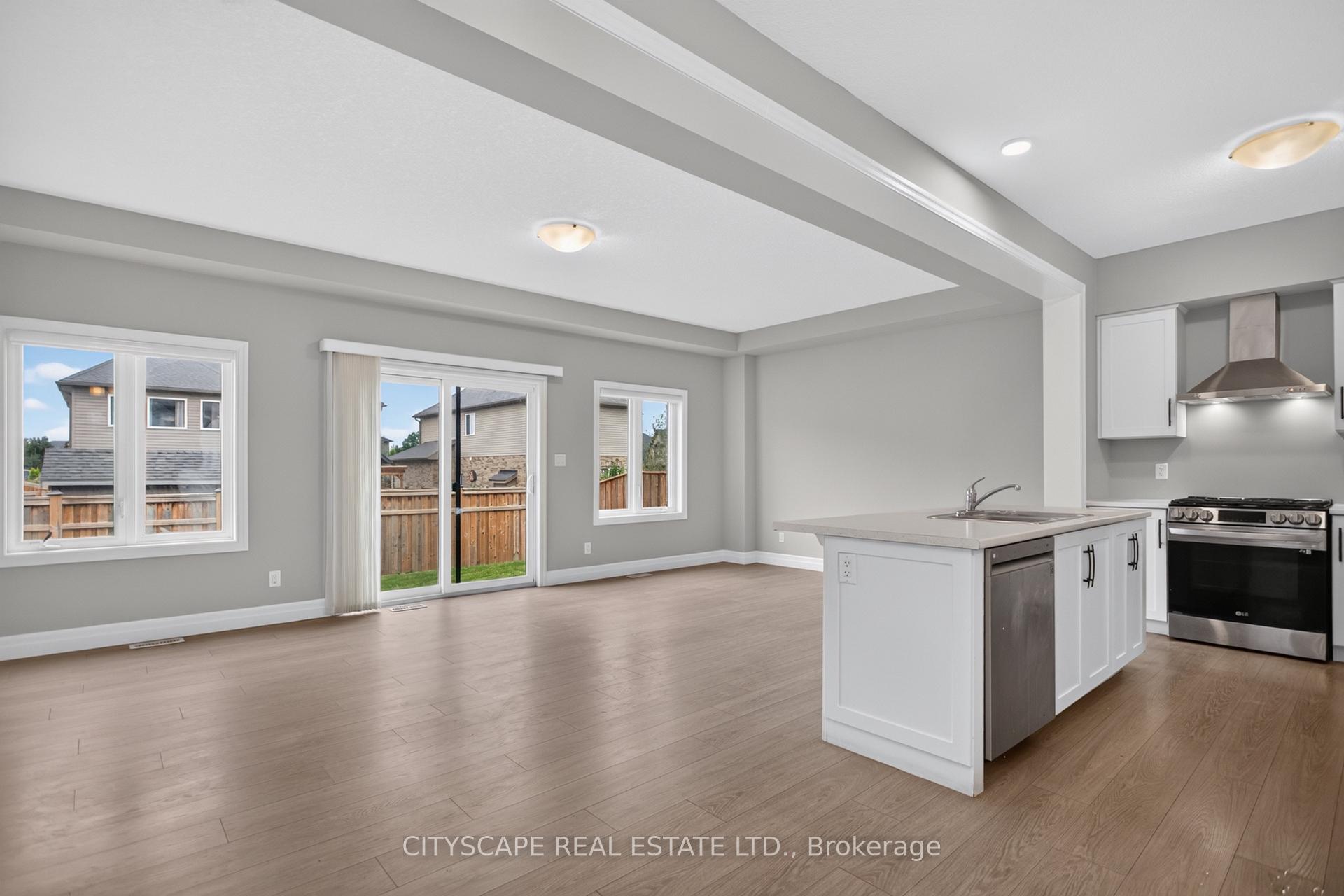 Photo 9 of 68 Davidson Drive W, Stratford — HOMEH