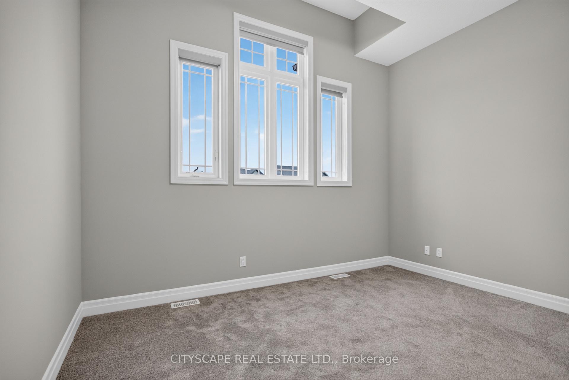 Photo 14 of 68 Davidson Drive W, Stratford — HOMEH