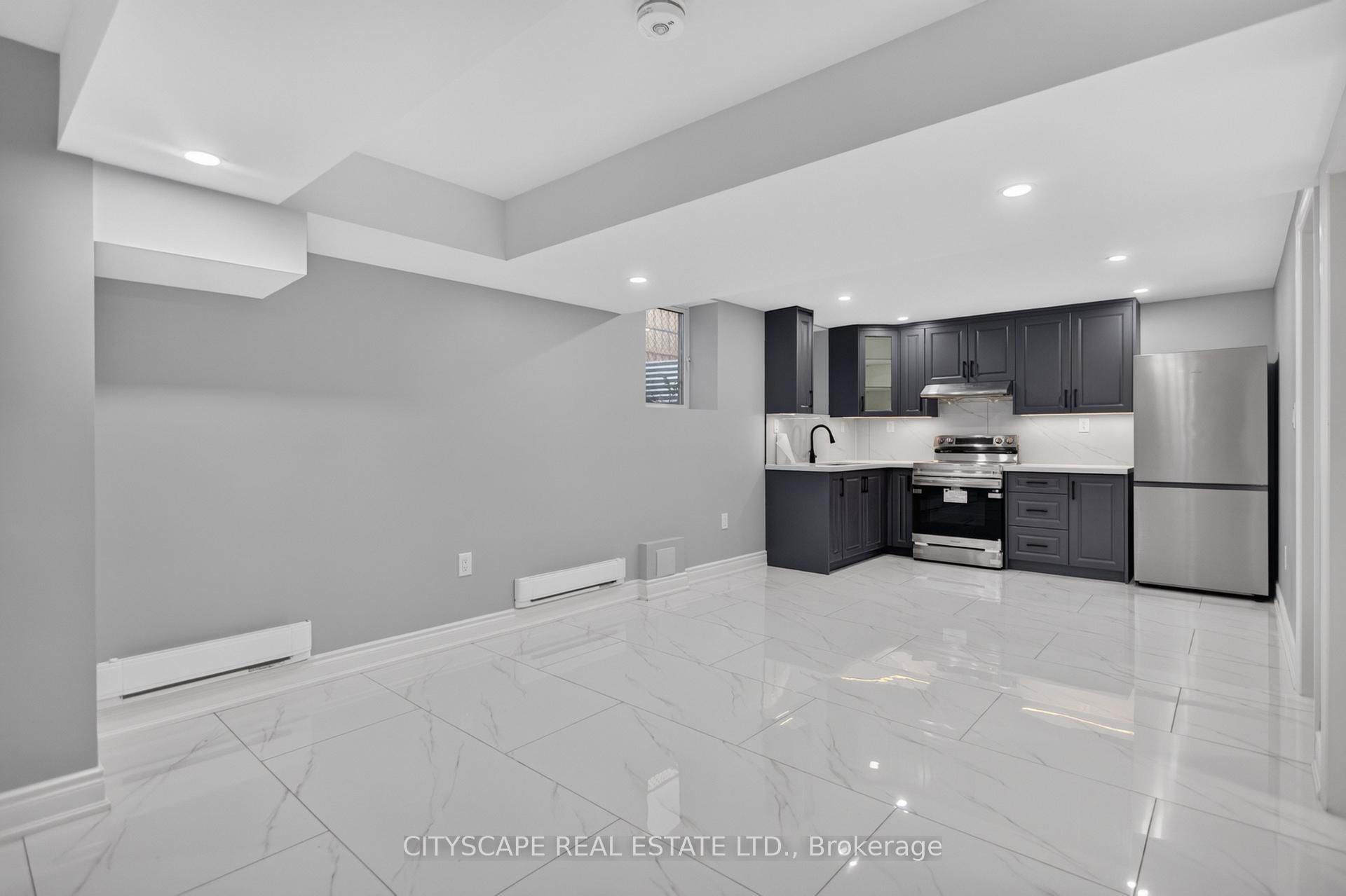 Photo 33 of 68 Davidson Drive W, Stratford — HOMEH