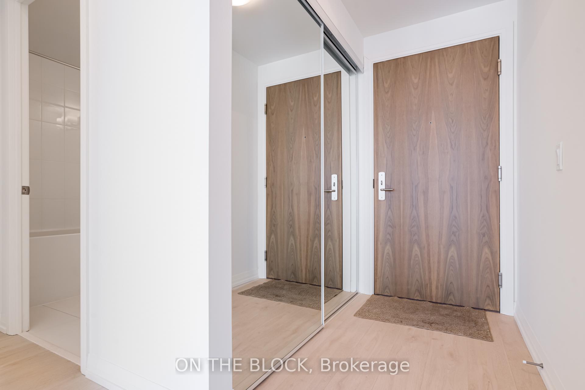Photo 3 of Unit 1207, 27 Korda Gate, Vaughan, Vellore Village — HOMEH