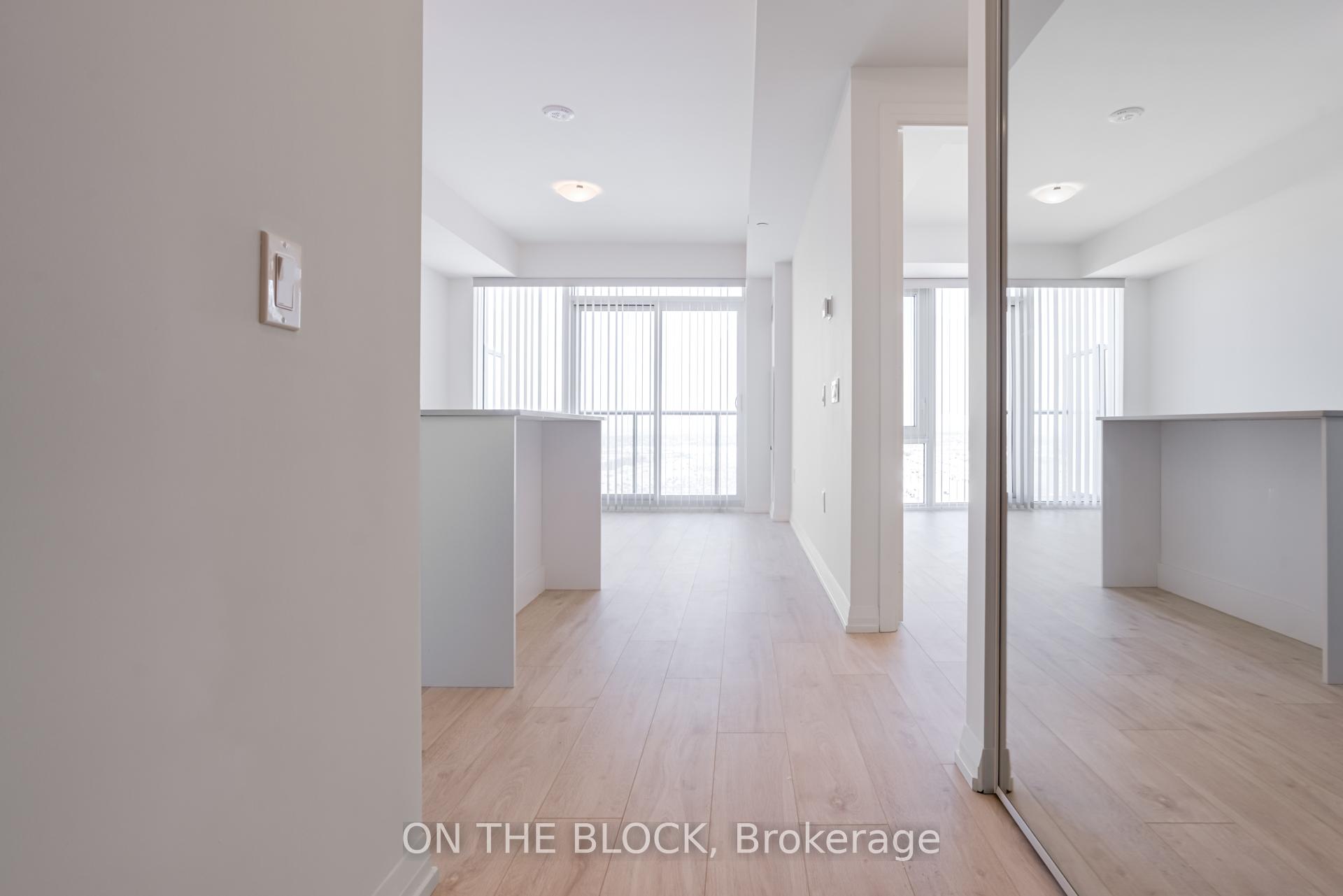 Photo 4 of Unit 1207, 27 Korda Gate, Vaughan, Vellore Village — HOMEH
