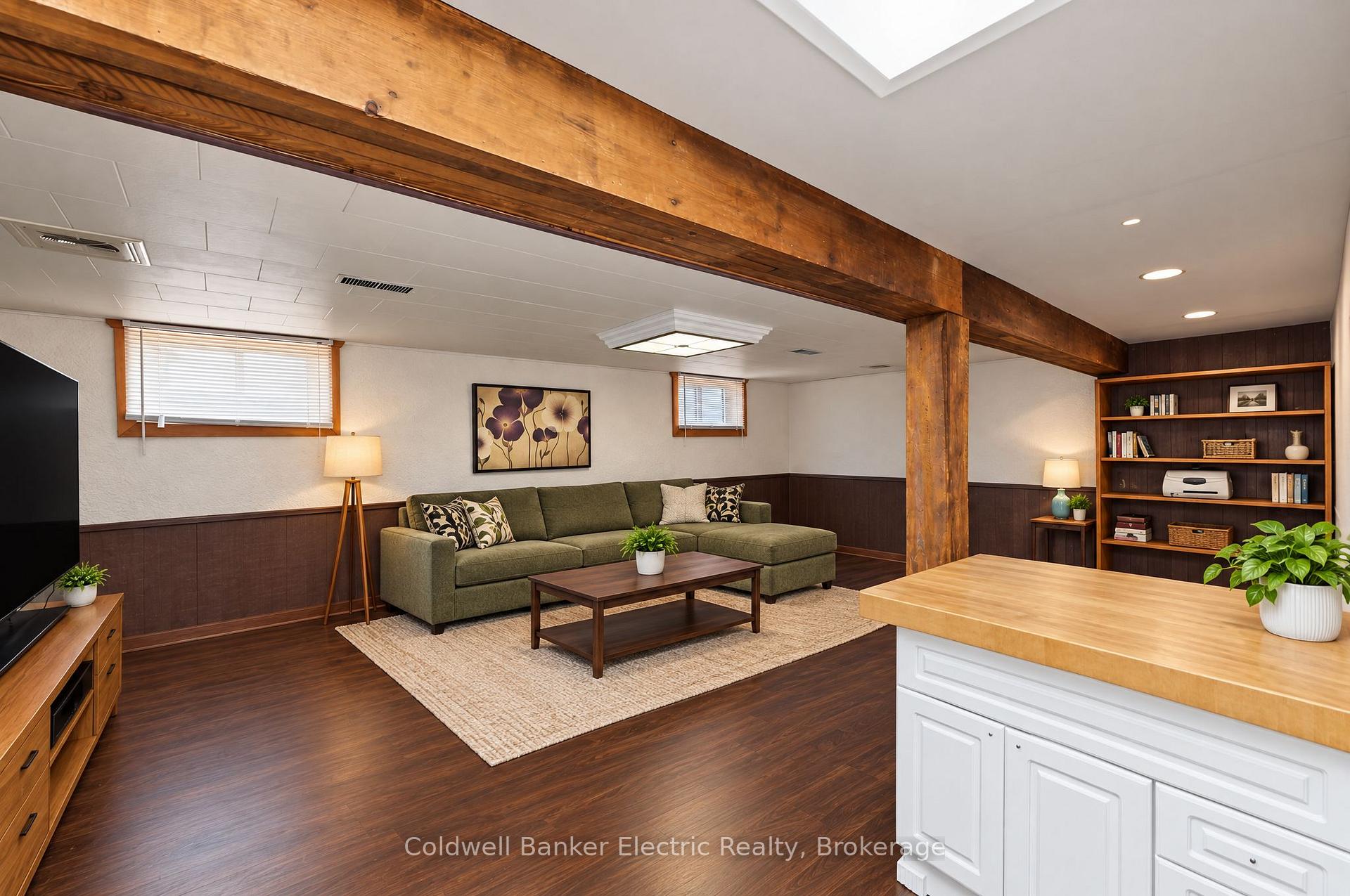 Photo 16 of 440 Howden Street, Peterborough, Otonabee Ward 1 — HOMEH