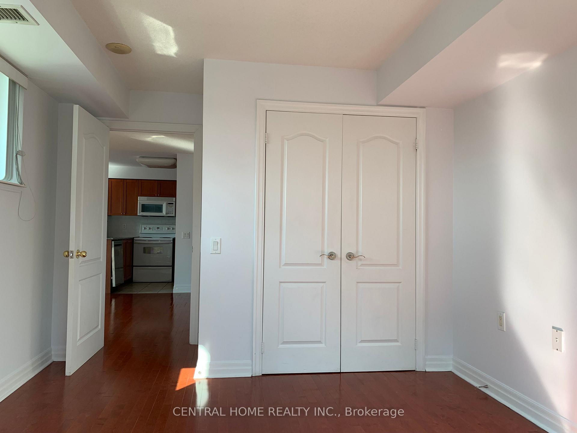 Photo 9 of Unit 2203, 21 Hillcrest Avenue, North York, Willowdale East — HOMEH
