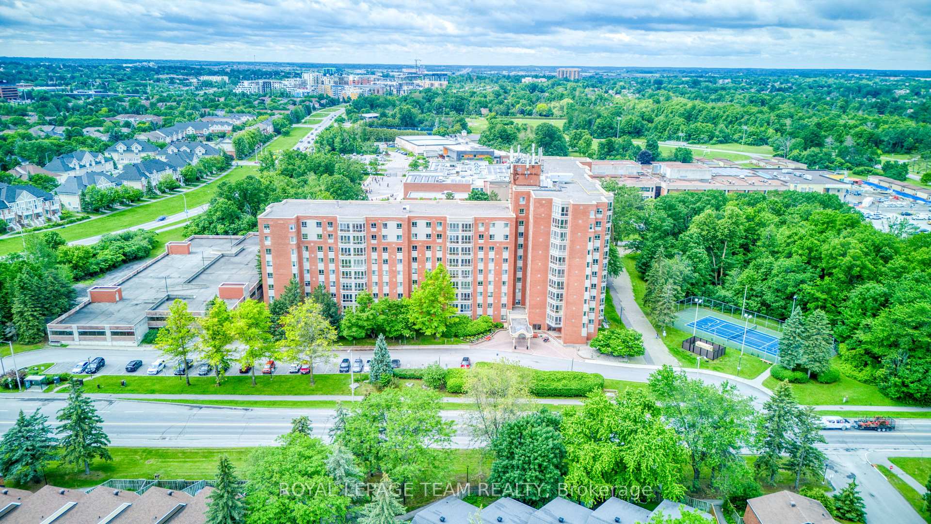 Photo of Unit 401, 960 Teron Road
