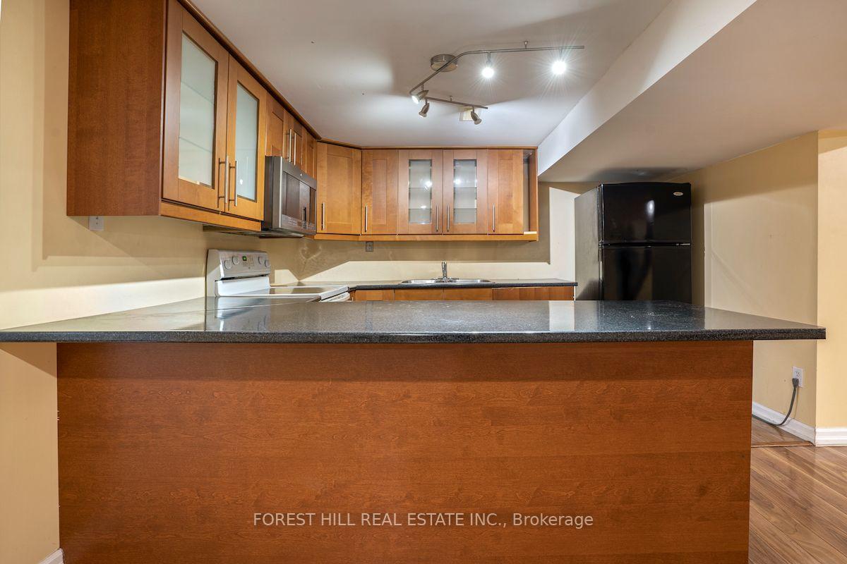 Photo 3 of Unit Bsmt, 56 Cooperage Crescent, Richmond Hill, Westbrook — HOMEH