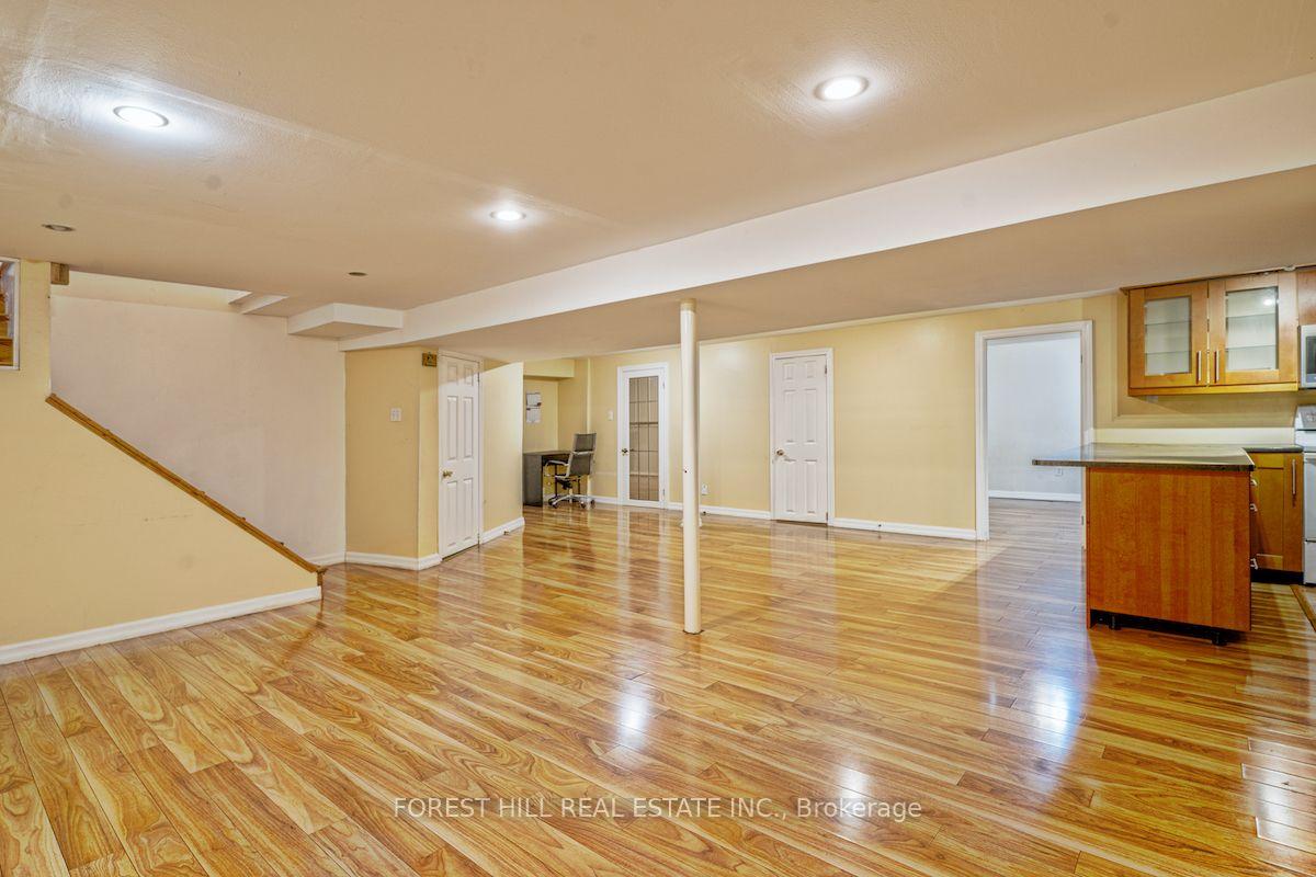 Photo 4 of Unit Bsmt, 56 Cooperage Crescent, Richmond Hill, Westbrook — HOMEH