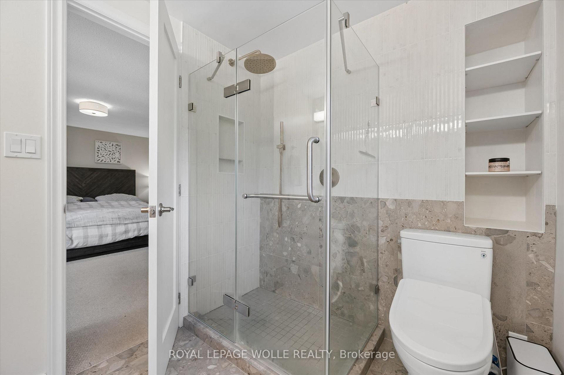 Photo 23 of 134 Bechtel Drive, Kitchener, Pioneer Park — HOMEH
