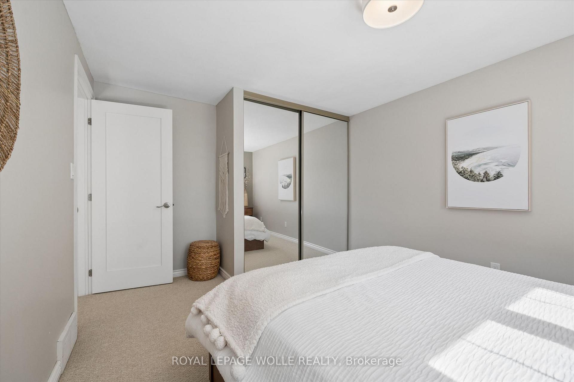 Photo 25 of 134 Bechtel Drive, Kitchener, Pioneer Park — HOMEH