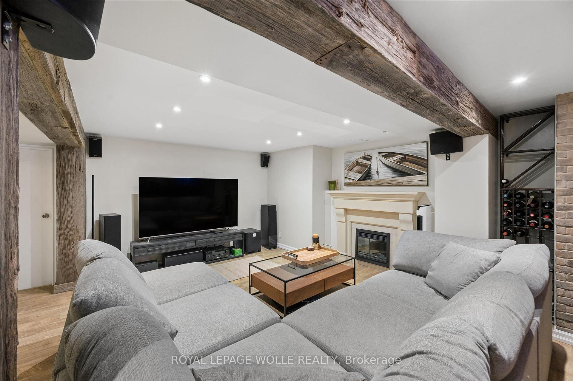 Photo 30 of 134 Bechtel Drive, Kitchener, Pioneer Park — HOMEH