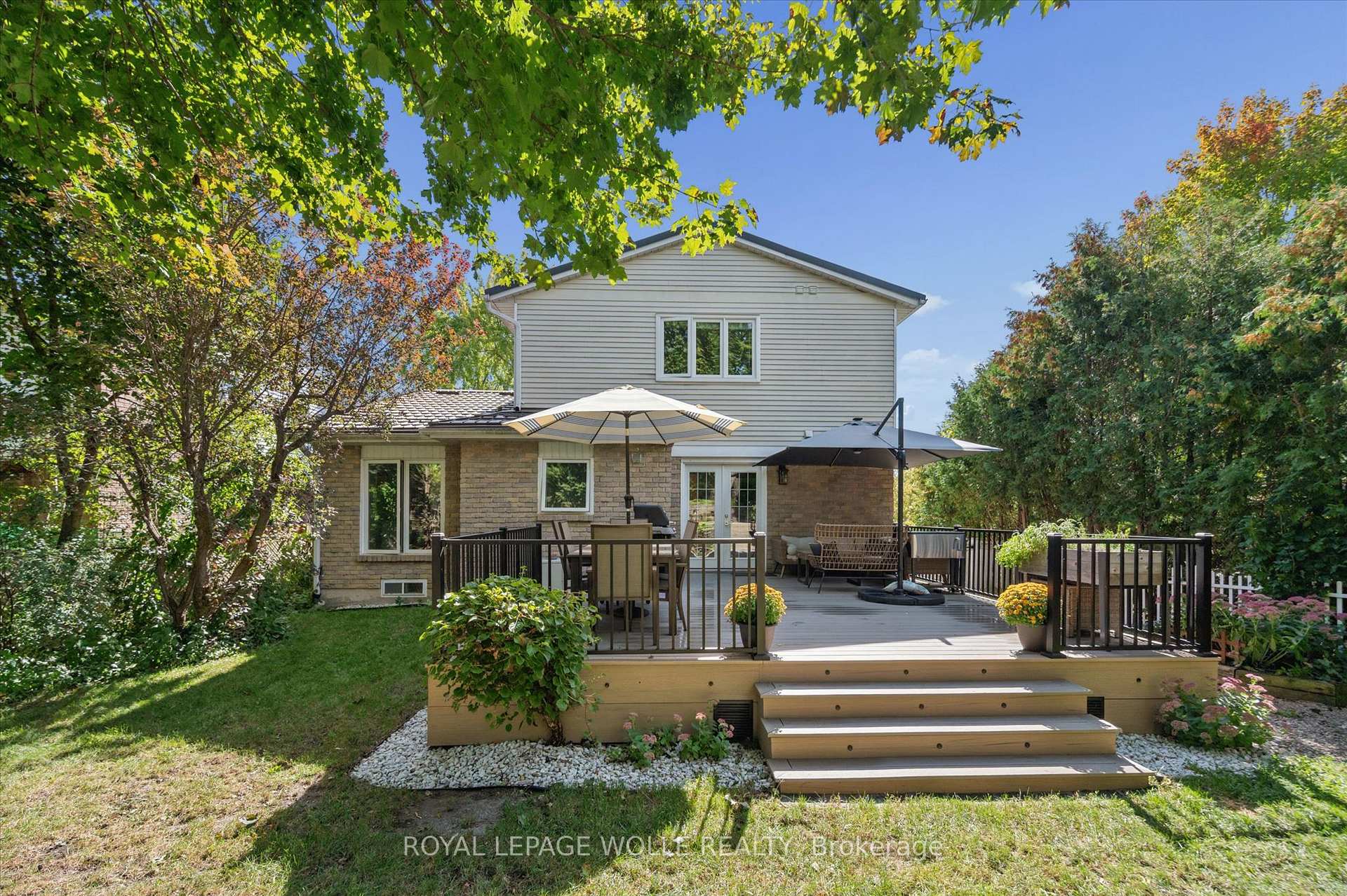 Photo 36 of 134 Bechtel Drive, Kitchener, Pioneer Park — HOMEH