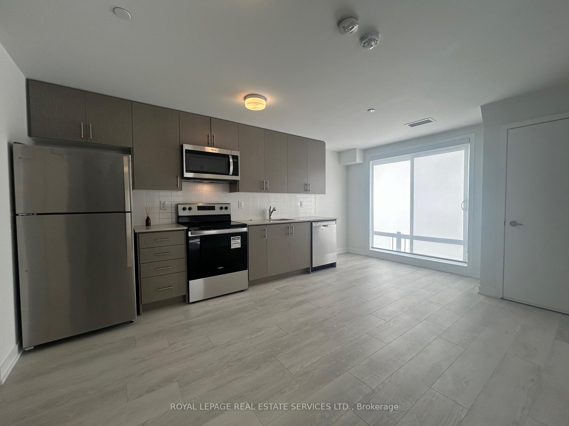 Photo 9 of Unit 417, 3401 Ridgeway Drive E, Mississauga, Erin Mills — HOMEH
