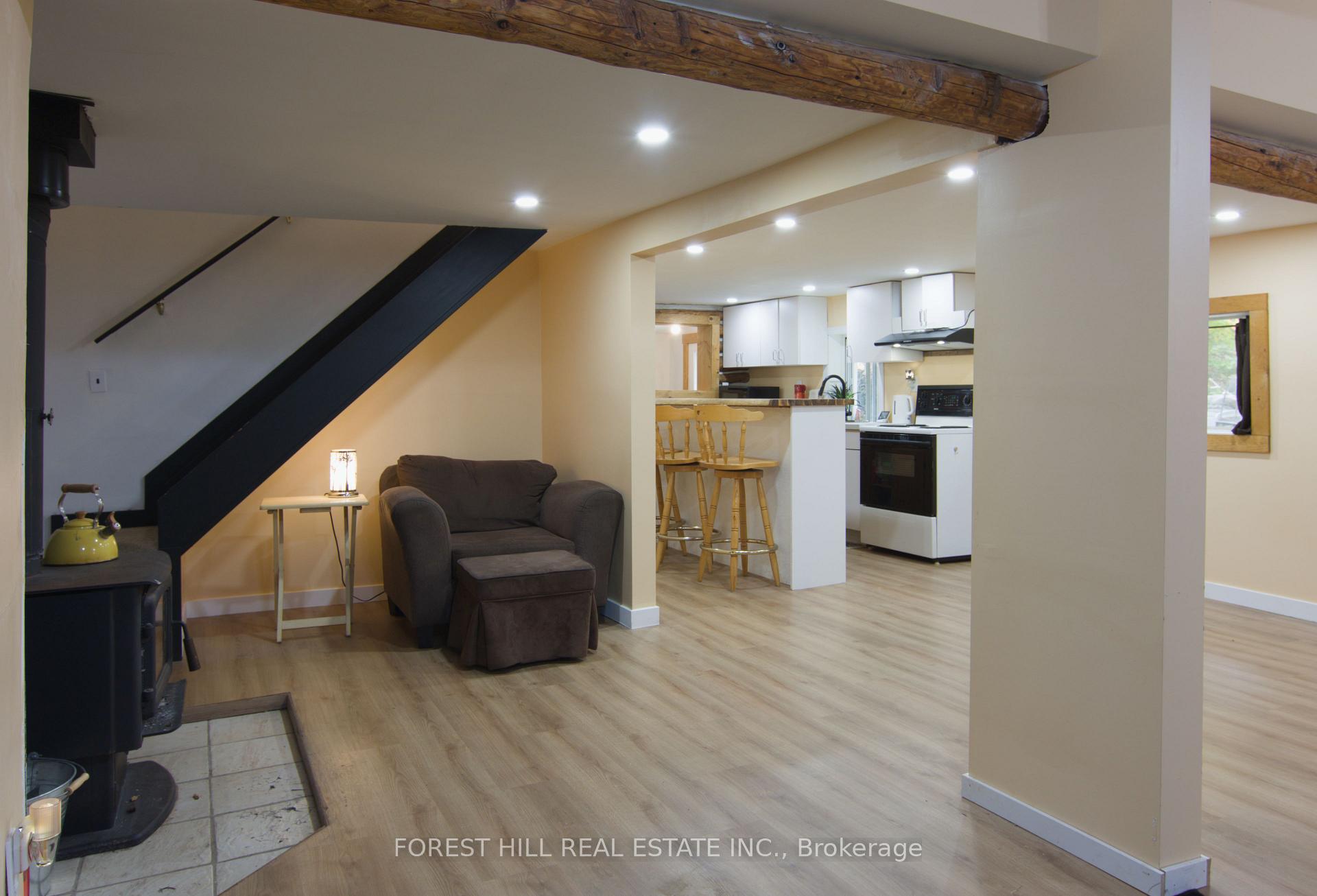 Photo 11 of 240 Britannia Road, Huntsville, Brunel — HOMEH