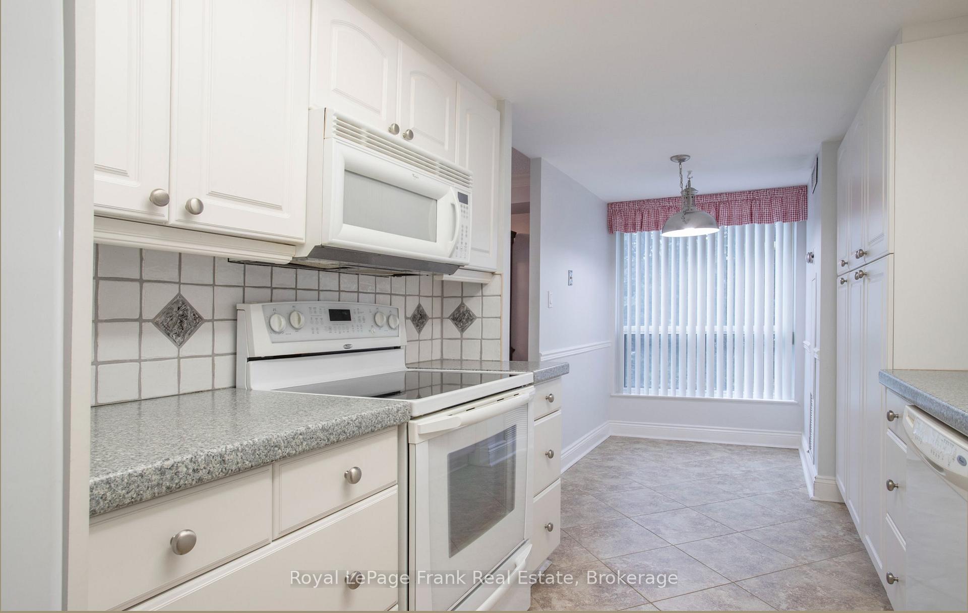 Photo 10 of Unit 213, 712 Rossland Road E, Whitby, Pringle Creek — HOMEH