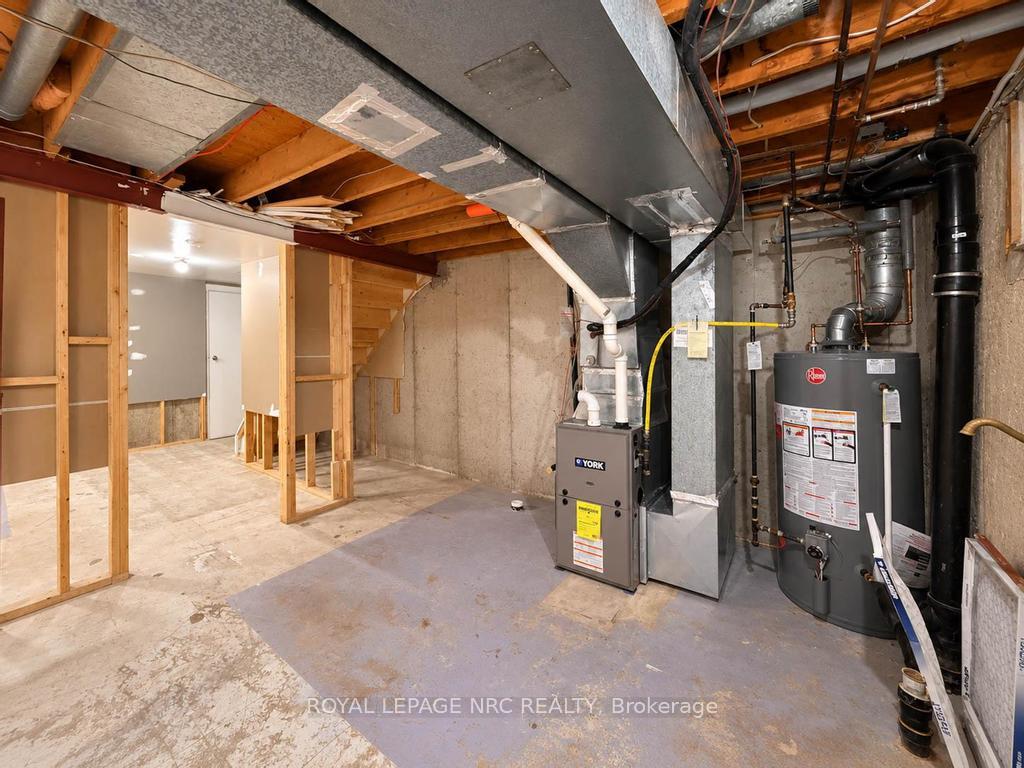 Photo 27 of 51 Stanmary Drive, St. Catharines, Fairview — HOMEH