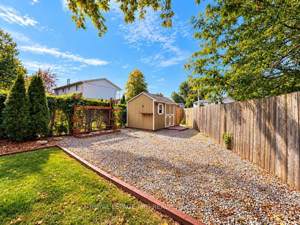 Photo 32 of 51 Stanmary Drive, St. Catharines, Fairview — HOMEH